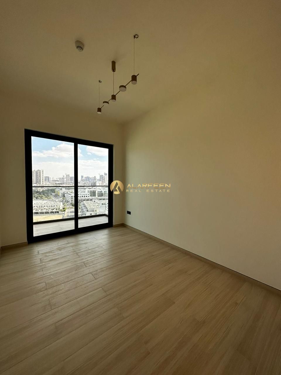 Spacious 1BHK | Close to Exit | Call now