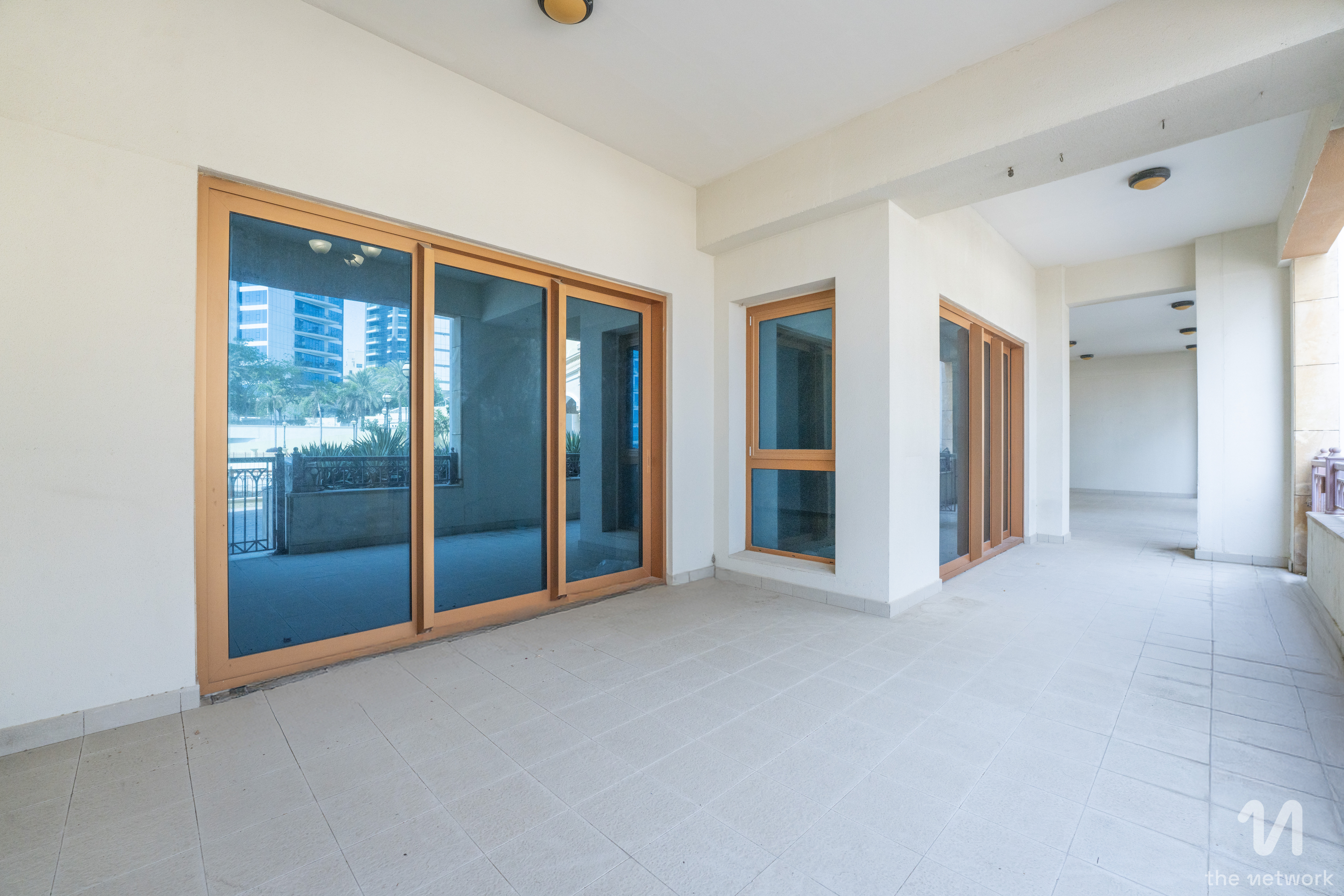 VOT | Promenade Access From Terrace | Boats Facing