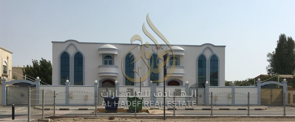 Luxury Villa for Rent – Al Azra, Sharjah Elegant residential villa located in Al Azra, Sharjah Strategically positioned on School Street,
