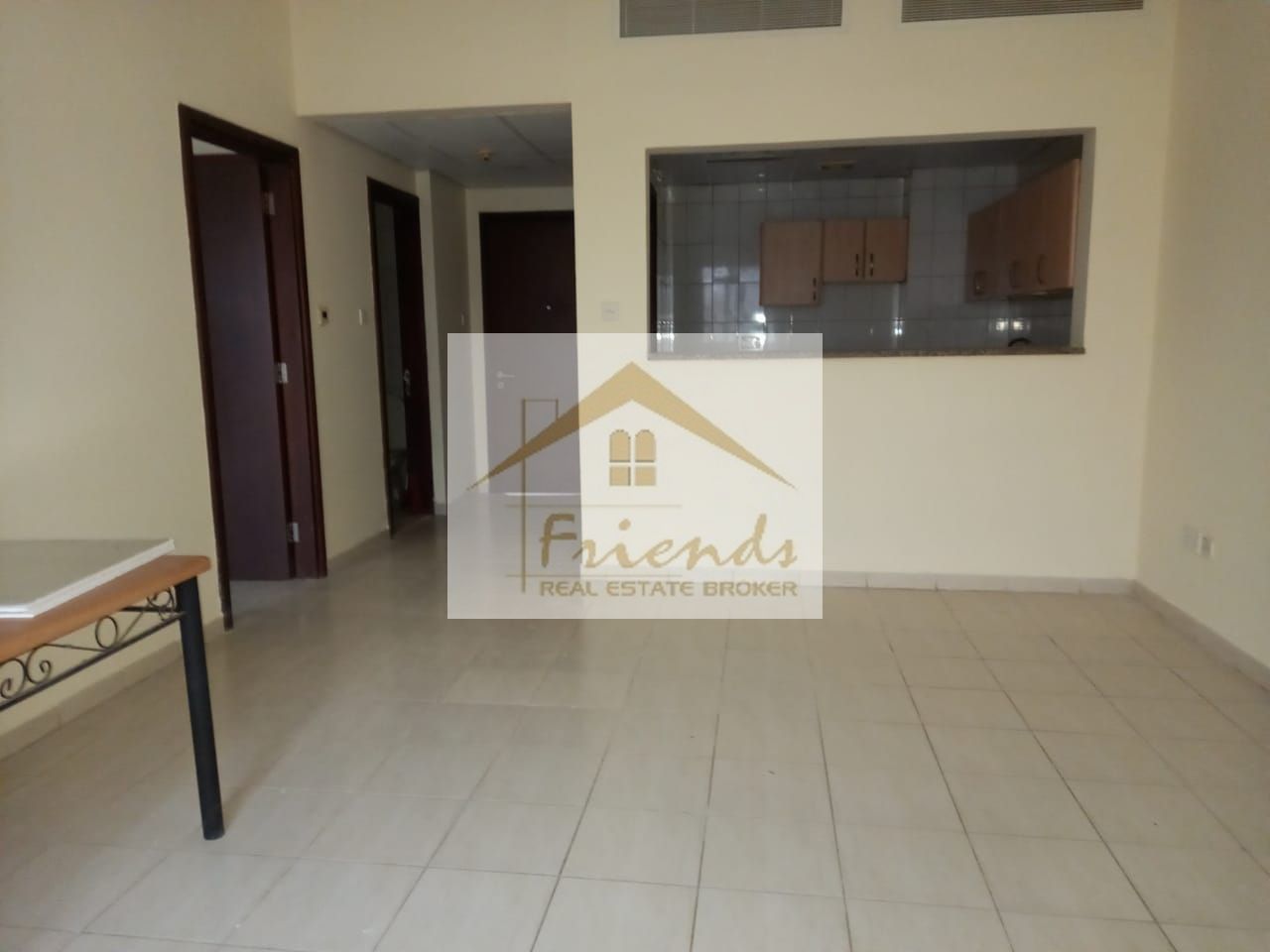 Spacious Family Apartment for Rent in Spain Cluster, International City – AED 50,000 | 4 Cheques