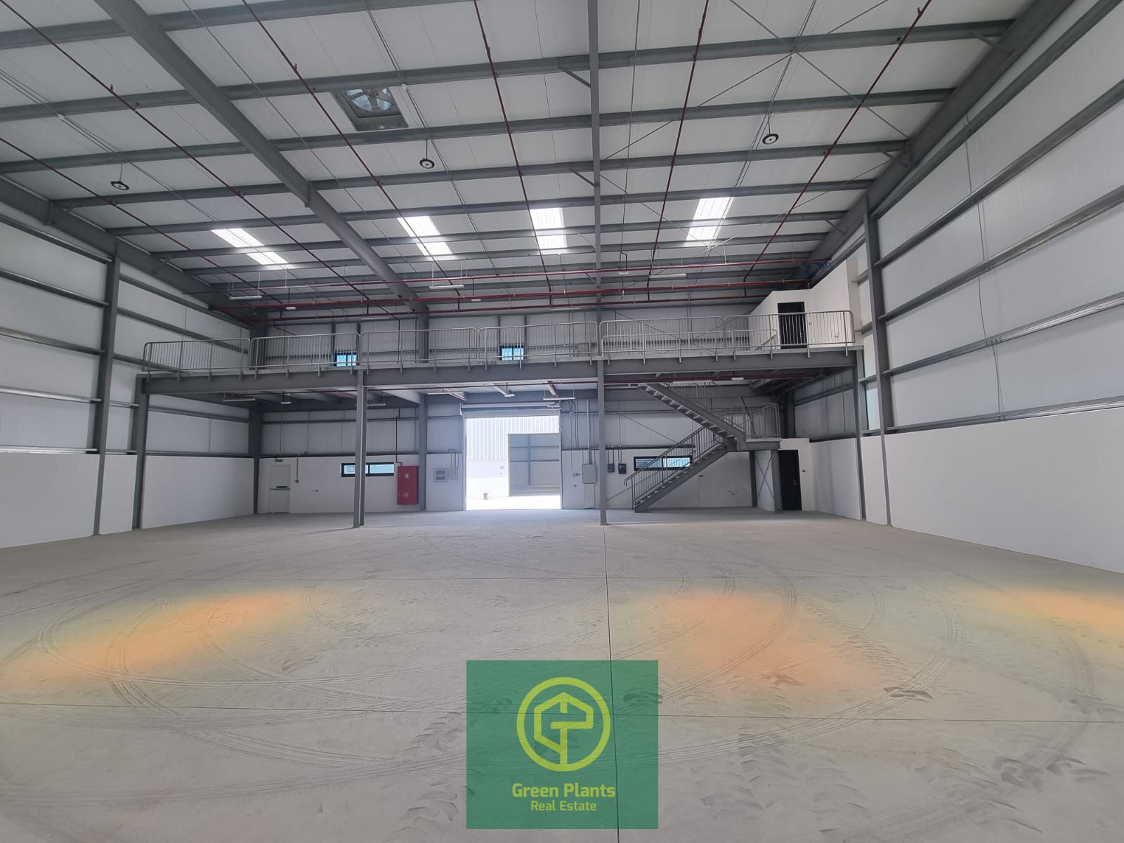 Dubai Investment Park 6,136 sq. Ft warehouse with high power load