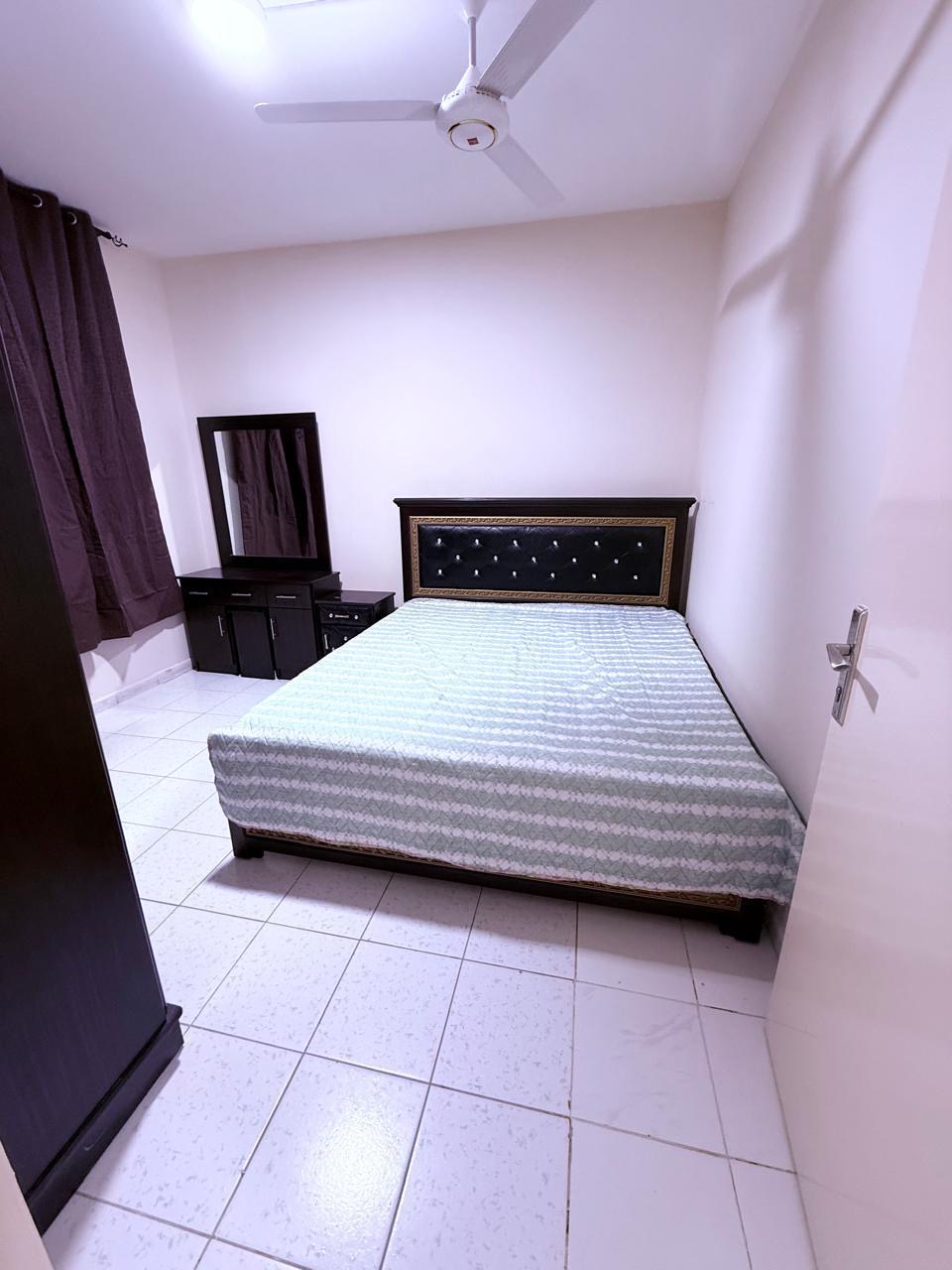 Monthly basis Hot offer luxury apartment one bedroom available 25 February rebt 3100