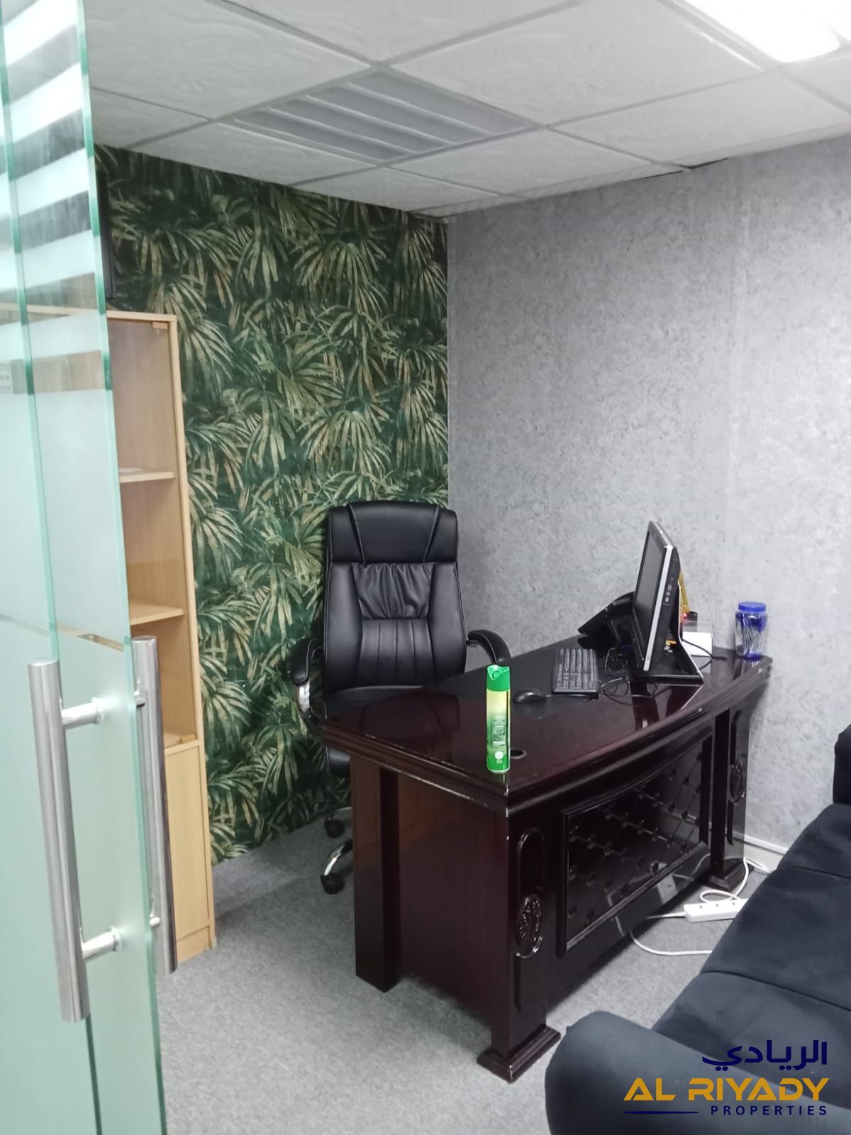 Modern 350 Sqft Office for Rent – Affordable & Move-In Ready in Prime Location