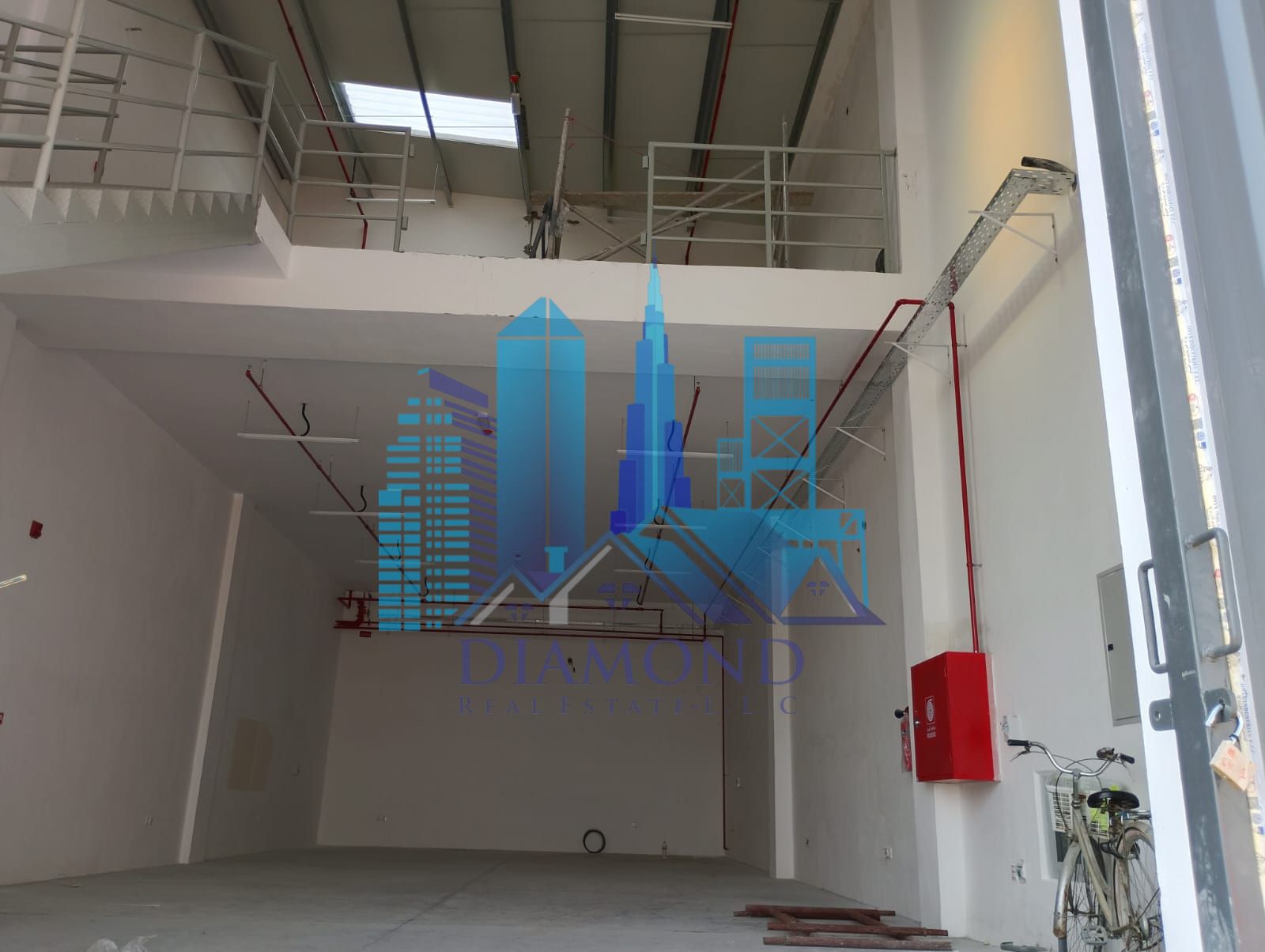 Different size warehouses are for rent in Jurf 2 Ajman