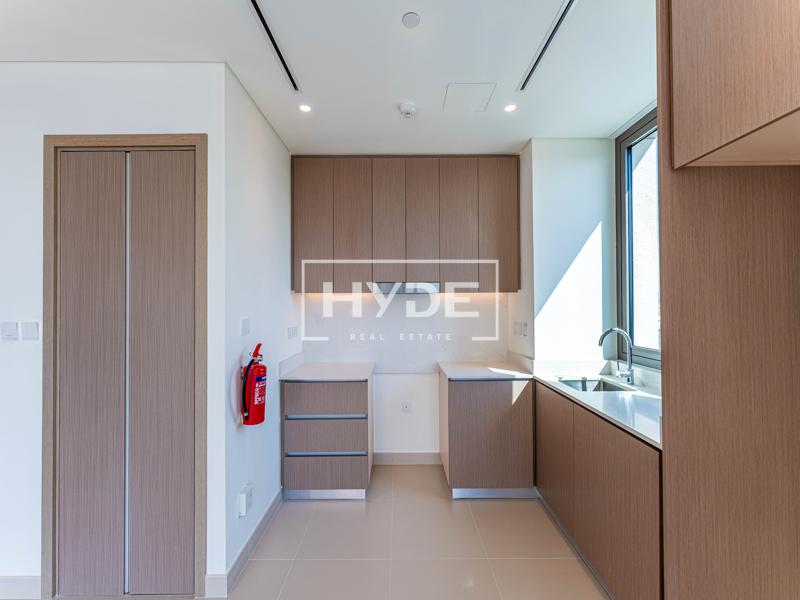 Brand New I Corner Unit I Unfurnished
