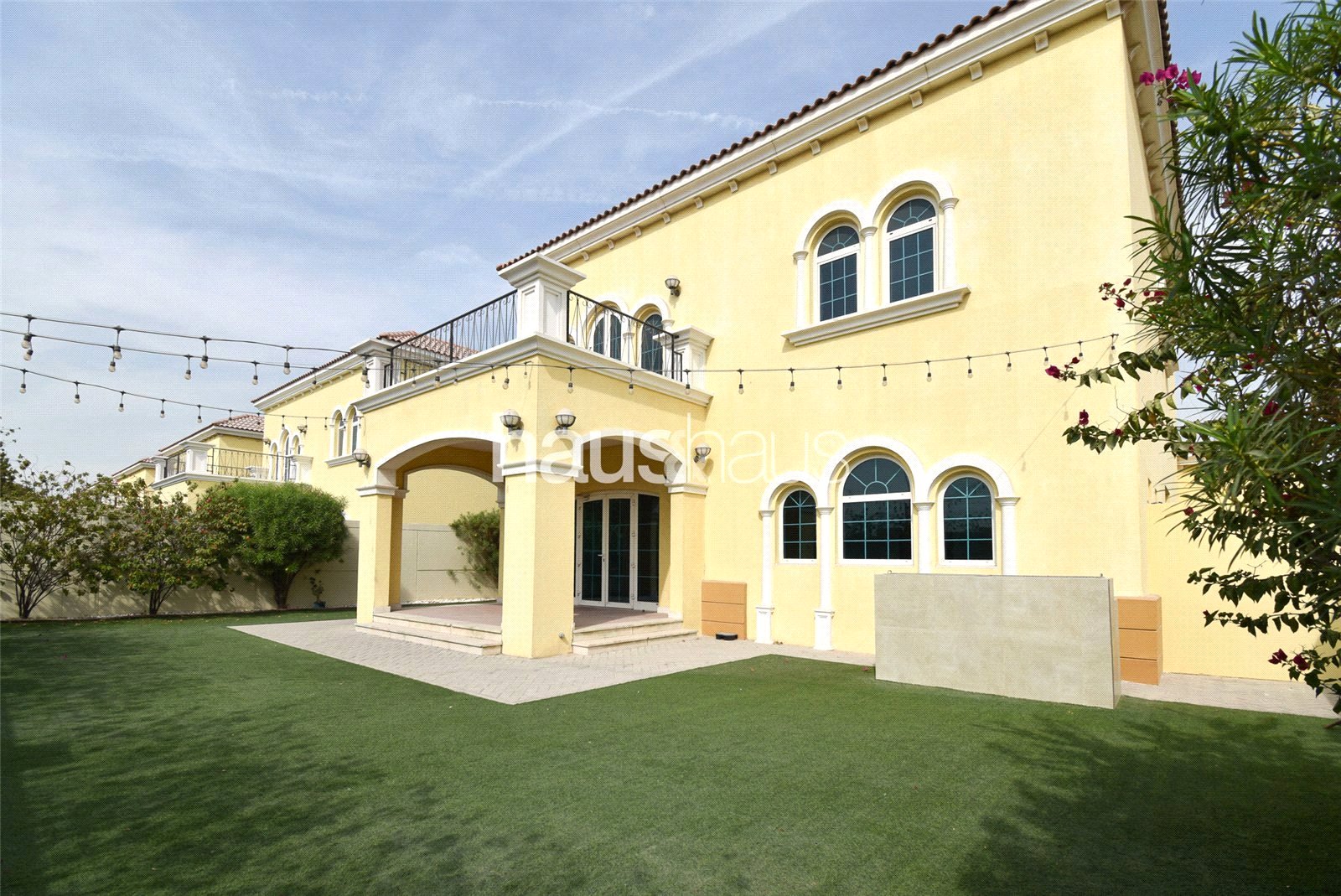 Large 3BR | Vastu | Road backing