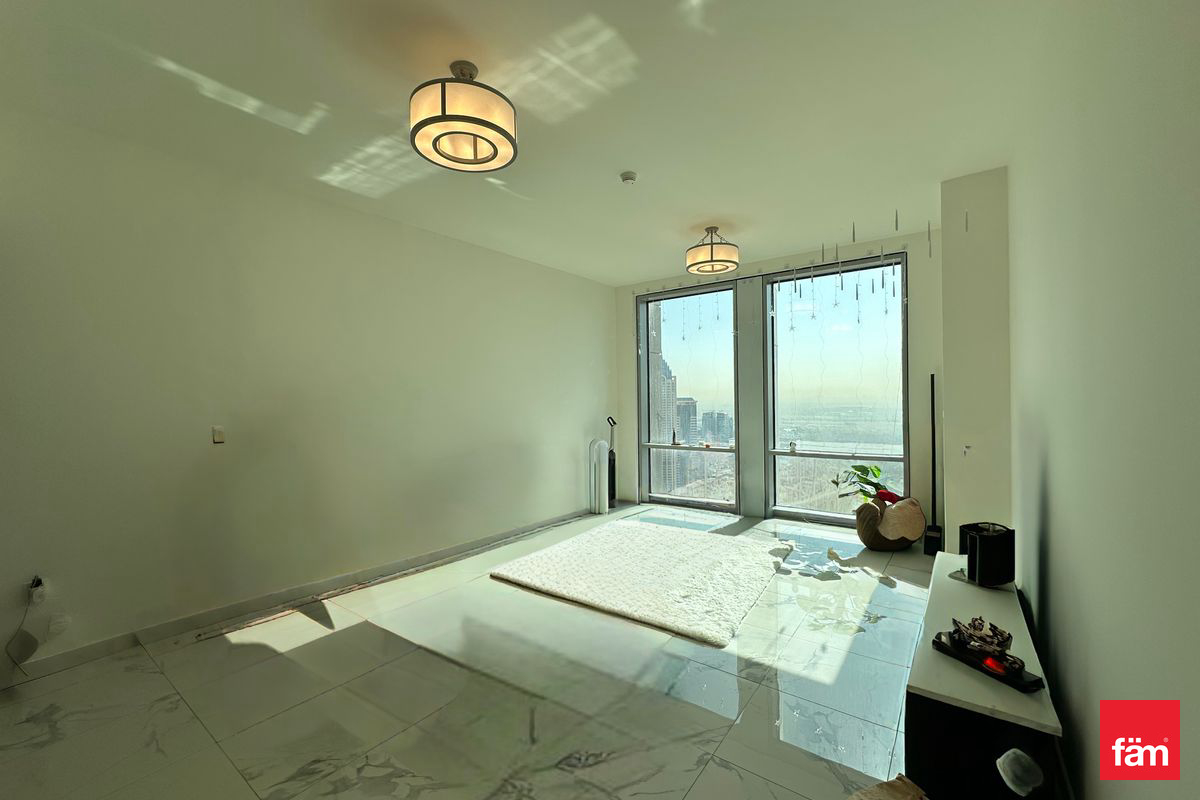 Vacant | Spacious | Prime Location