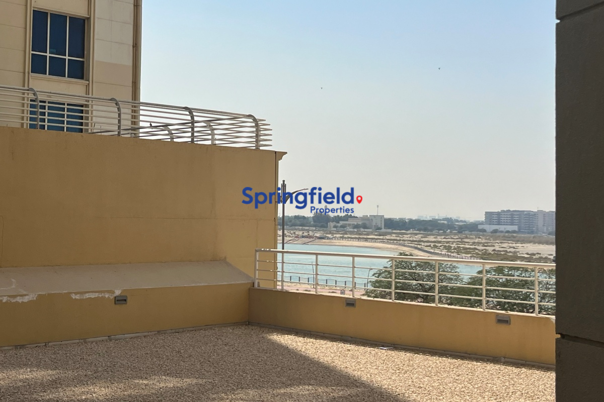 Ready to Move In | Central Location | Lake View
