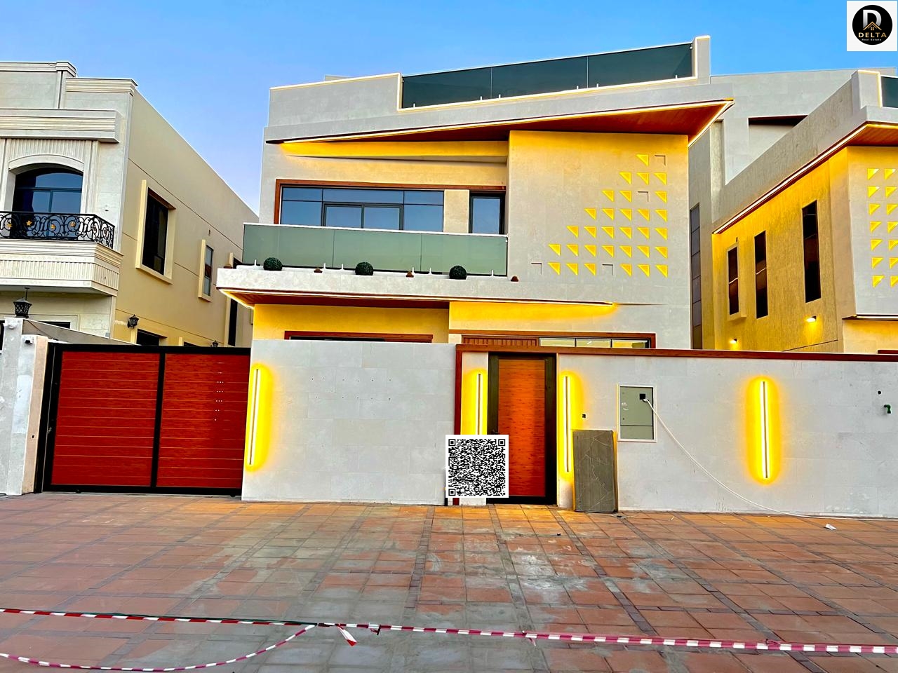 Modern villa on a main street, no registration fees