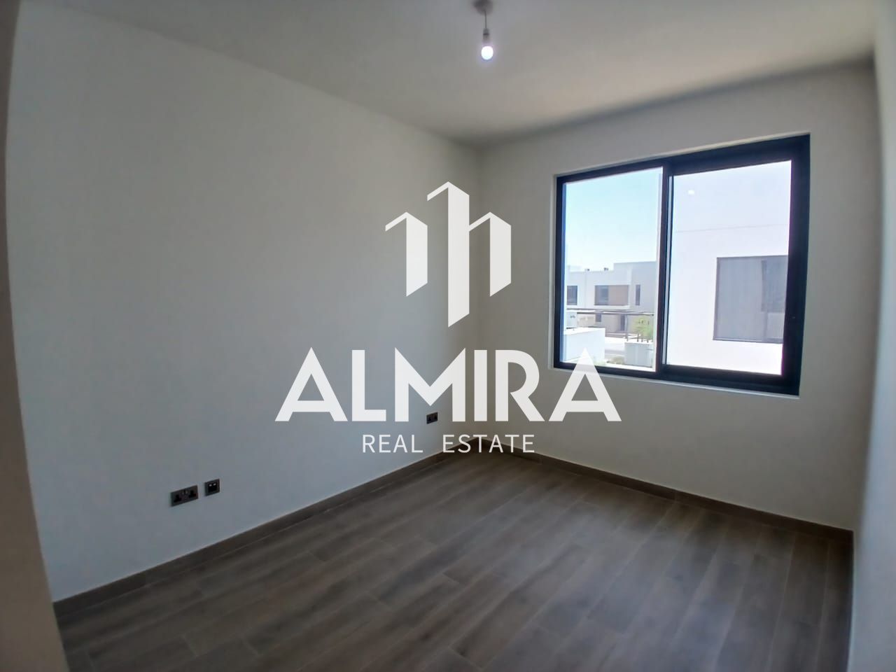 Next To Corner | Ready To Move In | Family Home