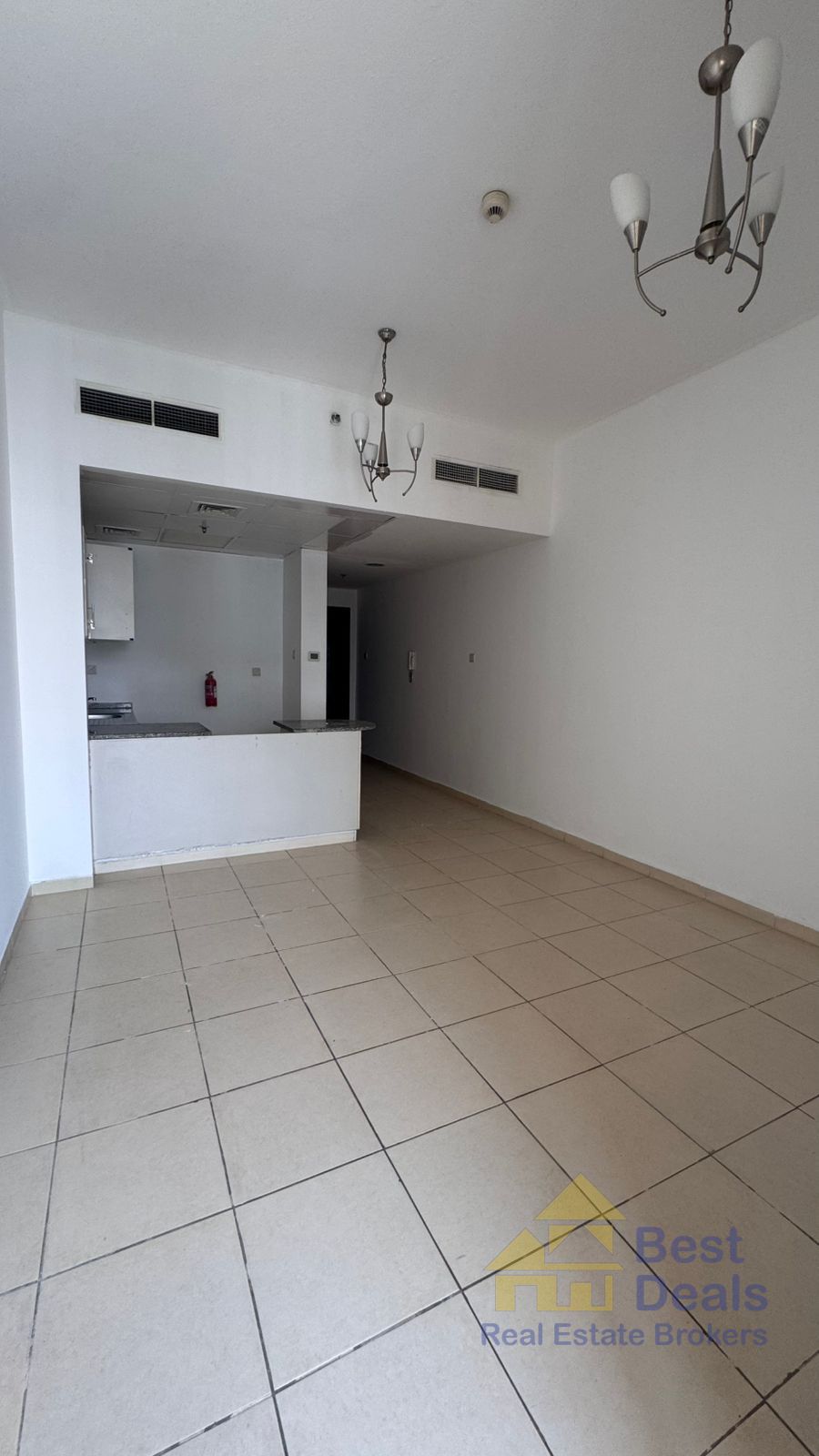 STUDIO APARTMENT FOR RENT IN CBD FAMILY BUILDING