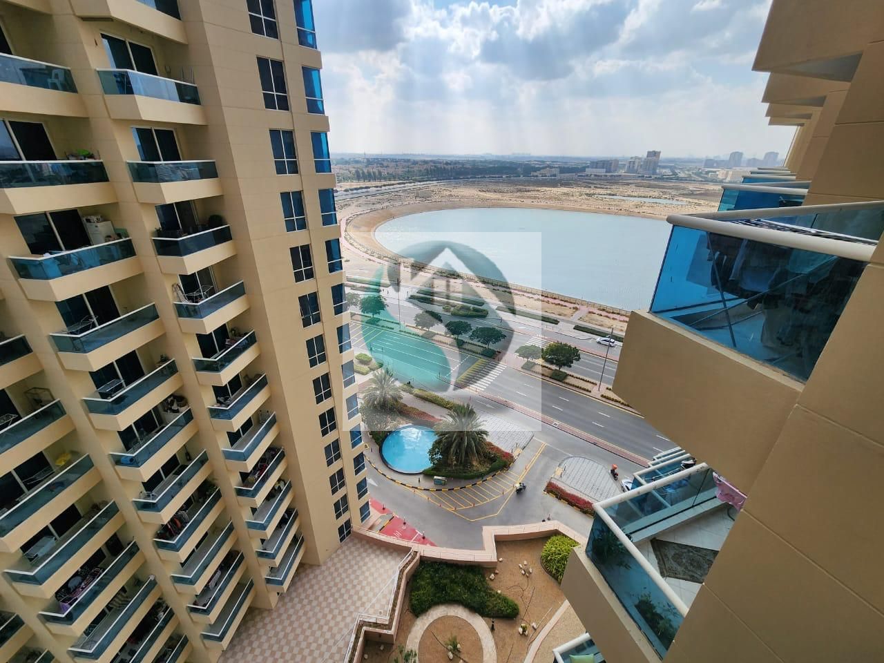 Spacious Studio furnish in Crescent tower Golf and lakeview 45k