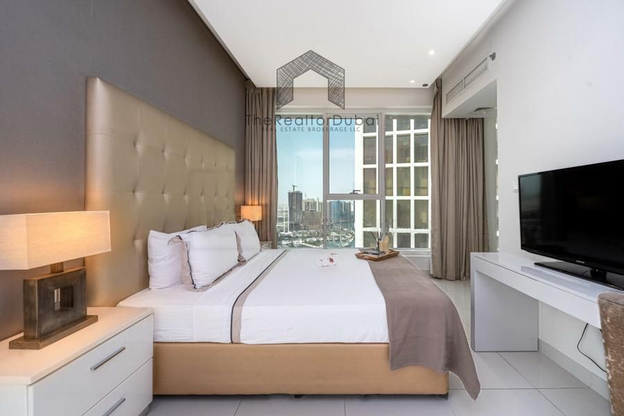 Canal view | Rented | No Balcony