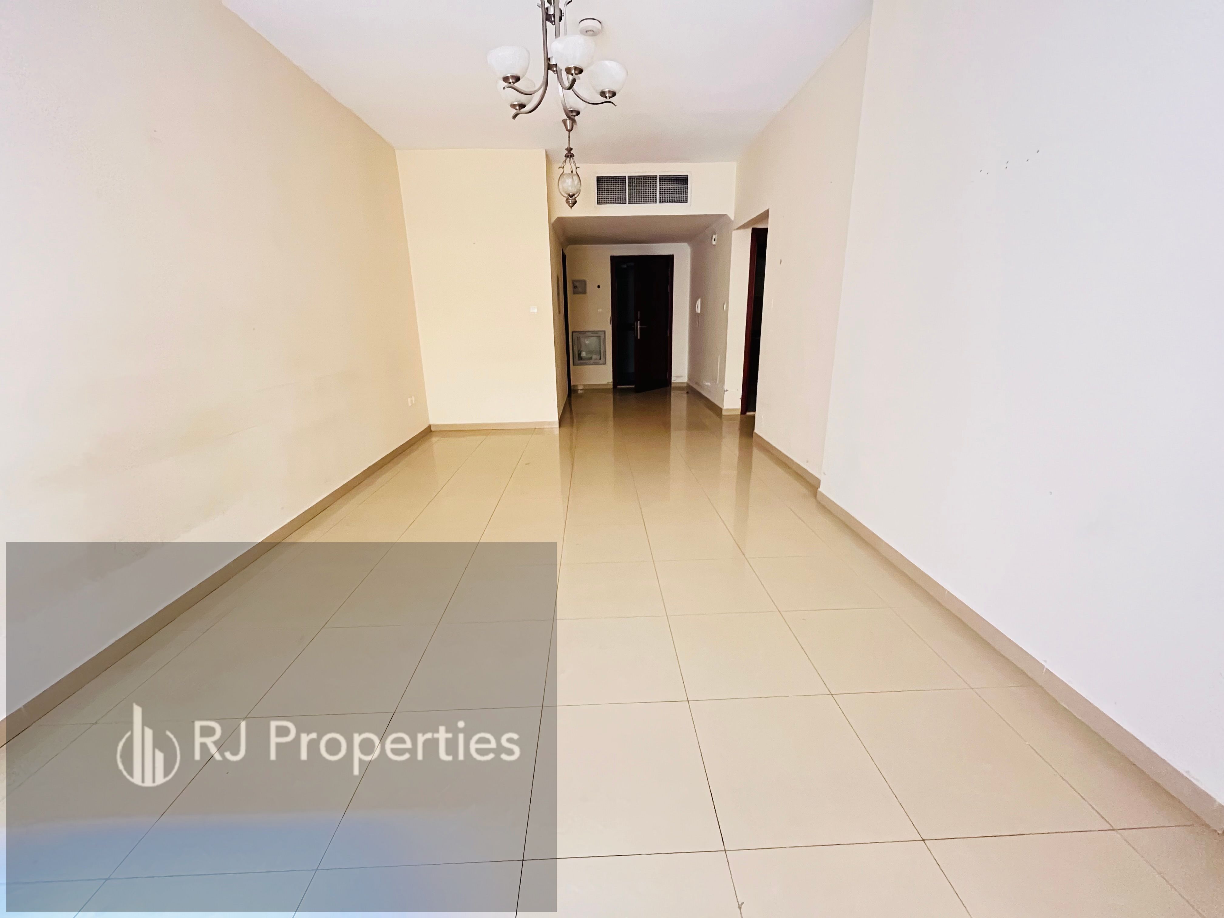 HOT OFFER LUXURY AND VERY SPACIOUS 1BHK WITH MASTER BEDROOM | GYM AND PARKING FREE | JUST 41k