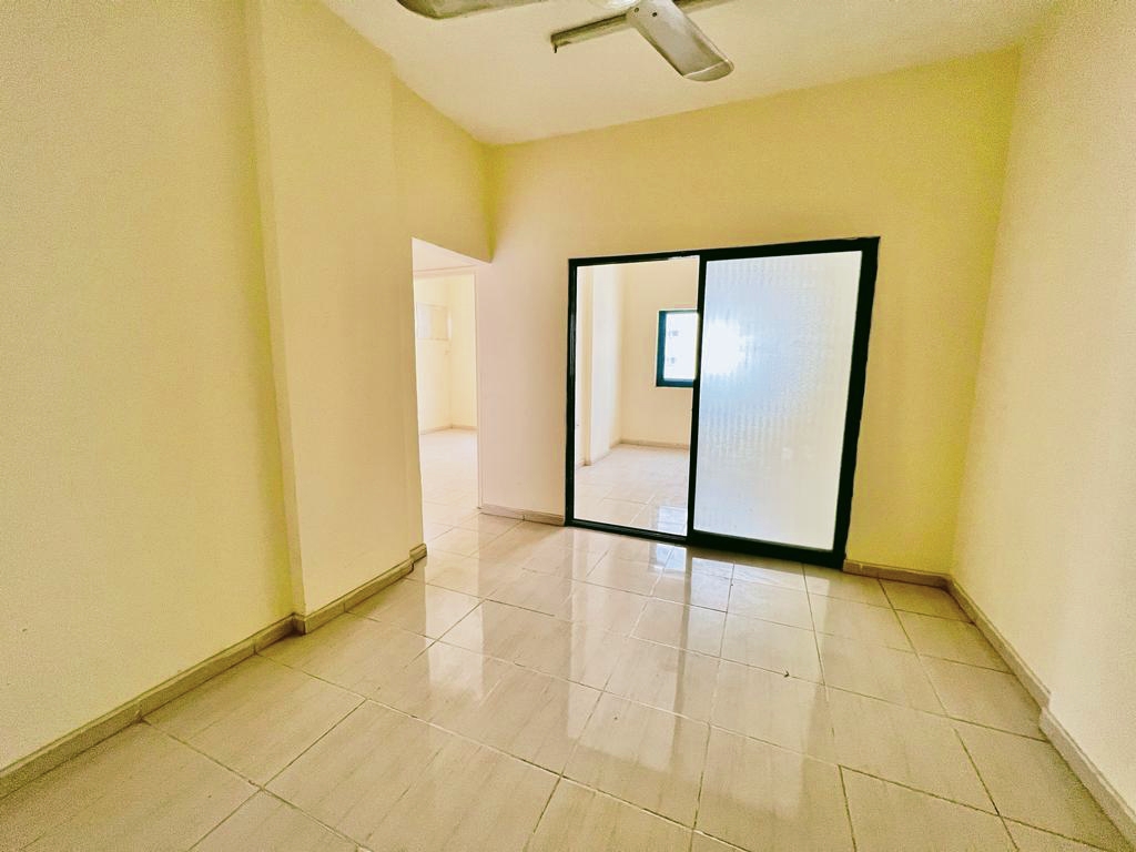 2bhk With Balcony Nearby Day To Day In Just 30k*