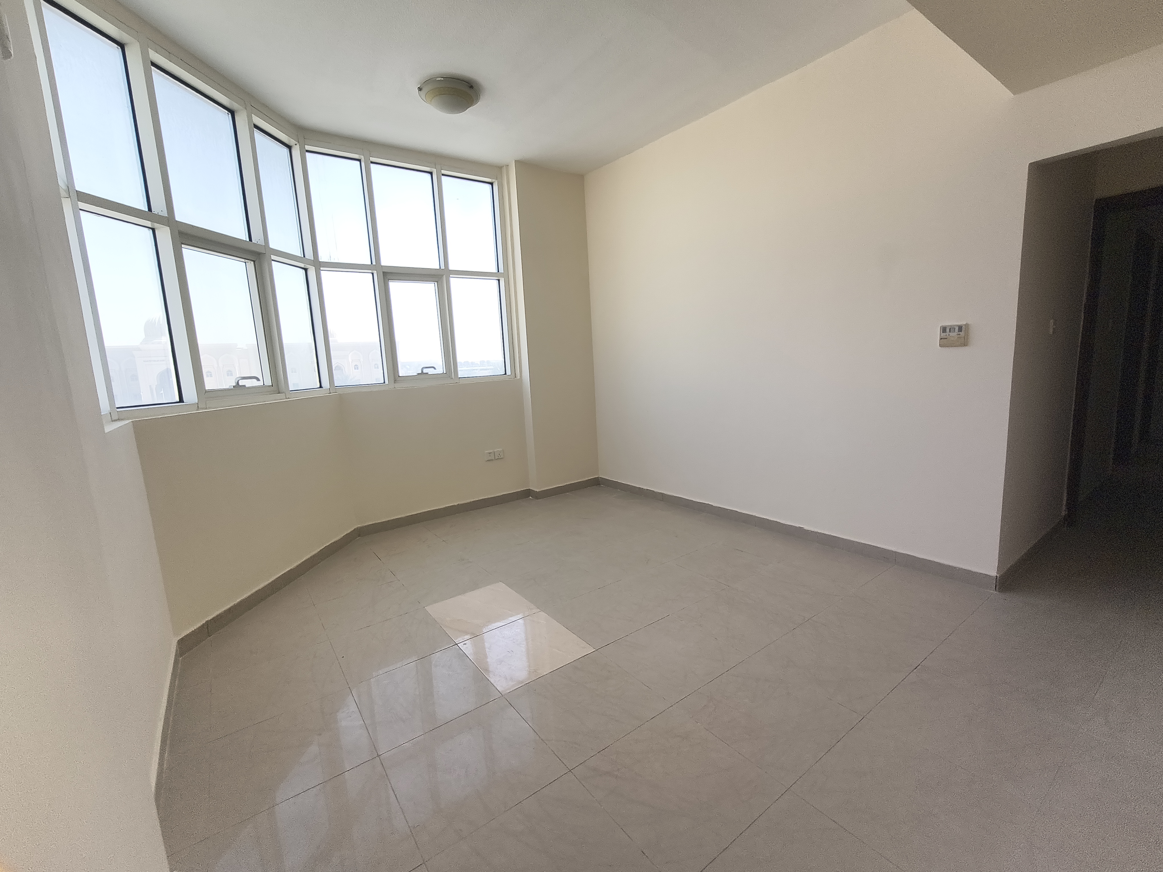 Spacious 2BHK for bachelor with bachelor contract in muwaileh