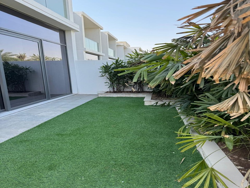 Ruba Arab R3 | 4 Br+maid | Single Row | Corner Villa