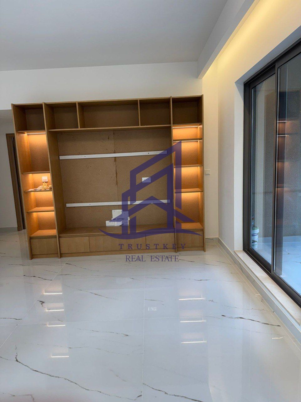 Upgraded Corner Unit | Brand New Appliances | Large Layout | Premium Community Living | Near BurjKhalifa