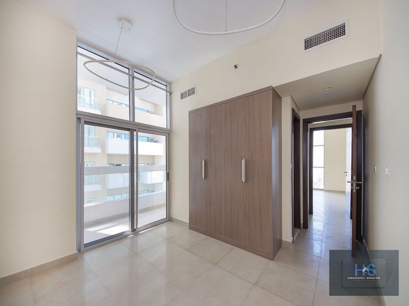 Spacious | Pool View | Best Price | Vacant soon