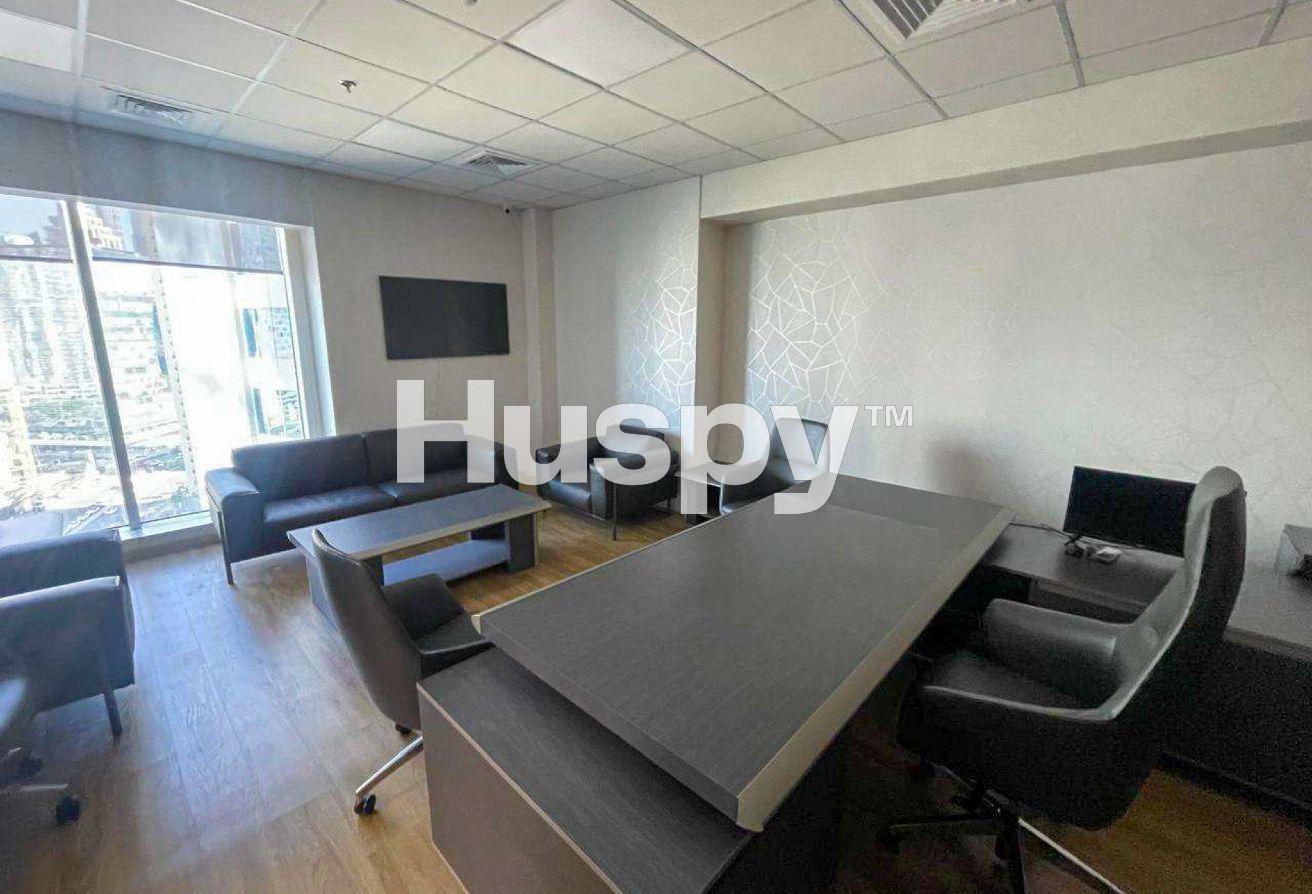 Furnished | Partitioned | Close to Metro