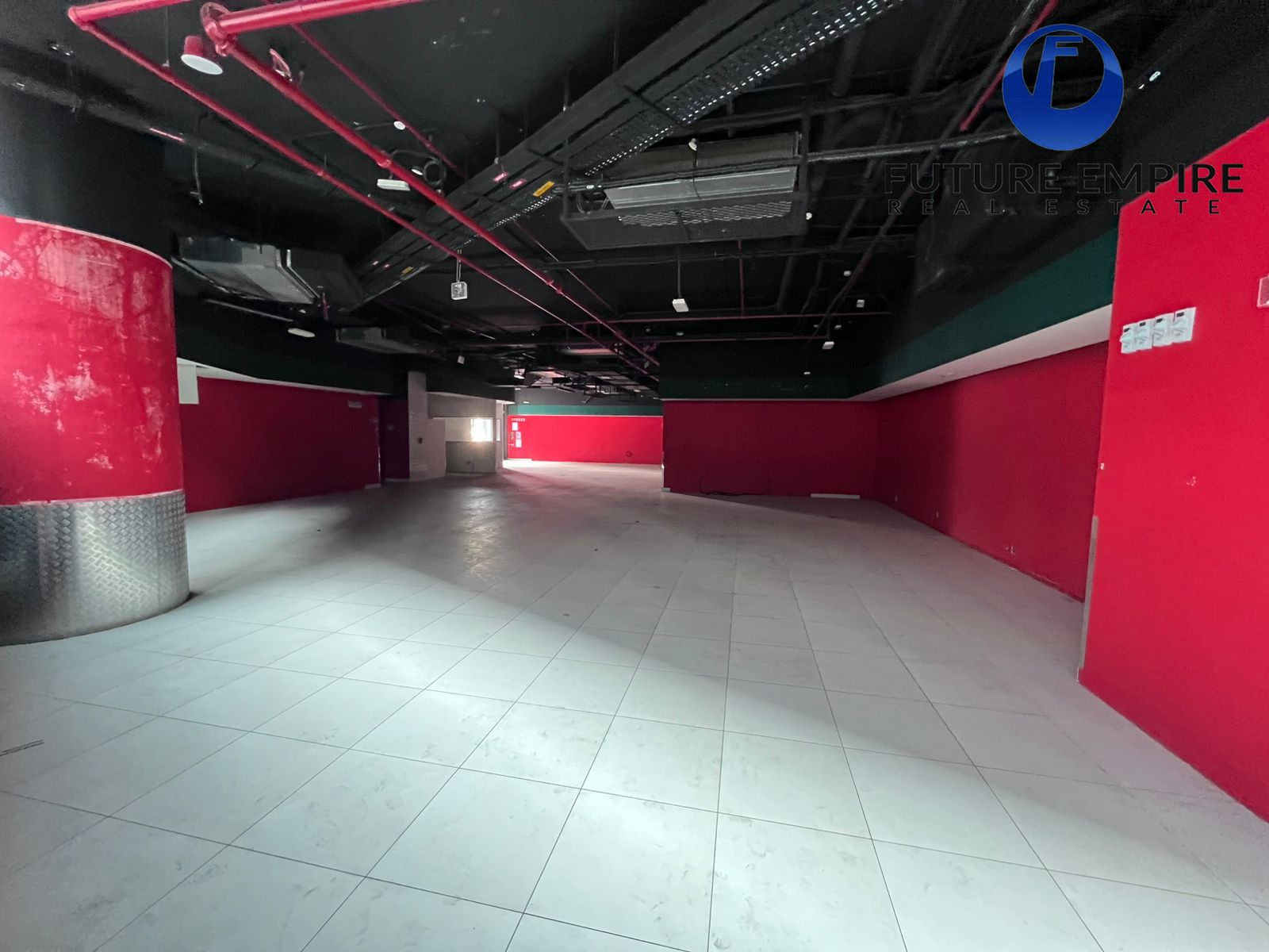 Ideal Location | Visibility of SZR