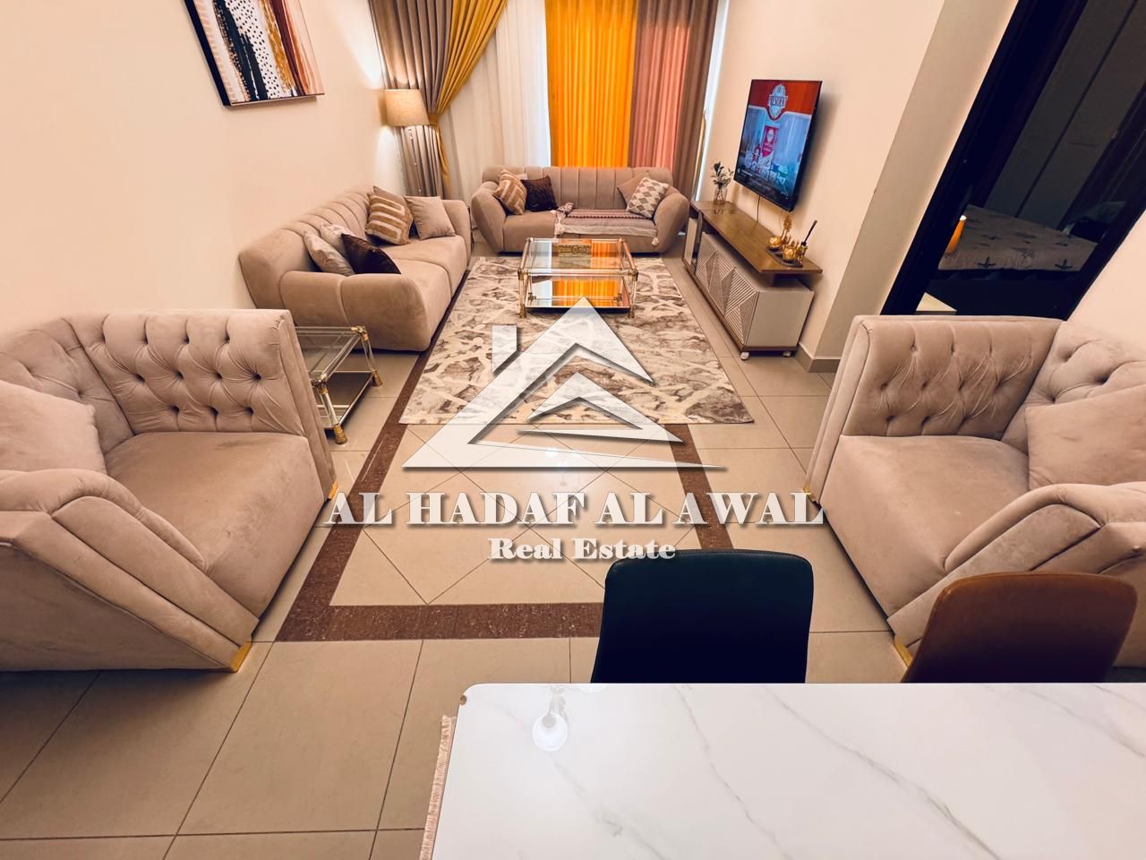 Shared bathroom lounge and 5 houses with balcony and view, and 2 master halls on the Dubai exit. 5000 with net security deposit 1000. Available for re