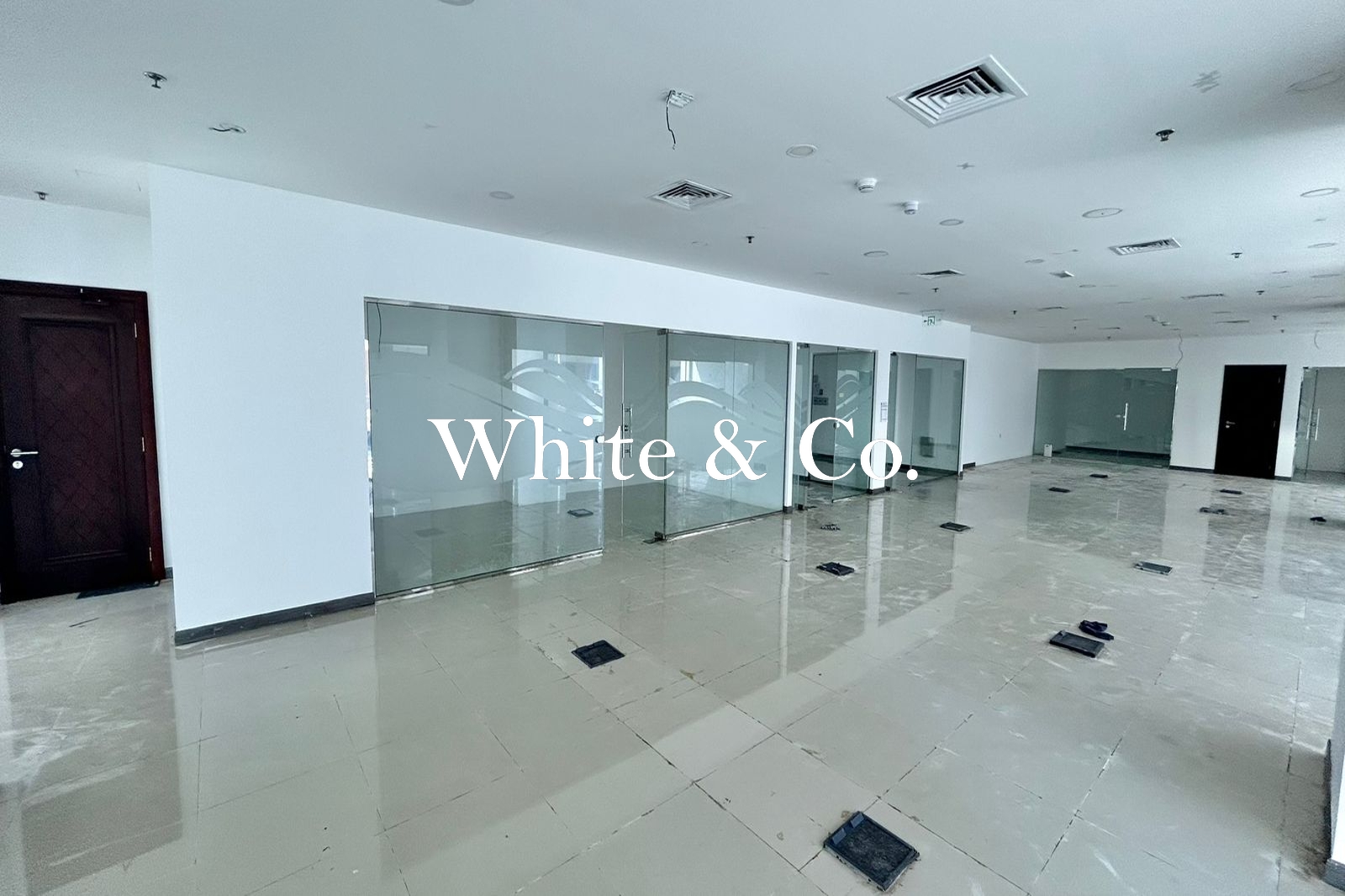 12 PARKING | MOVE-IN READY | COMBINED OFFICE