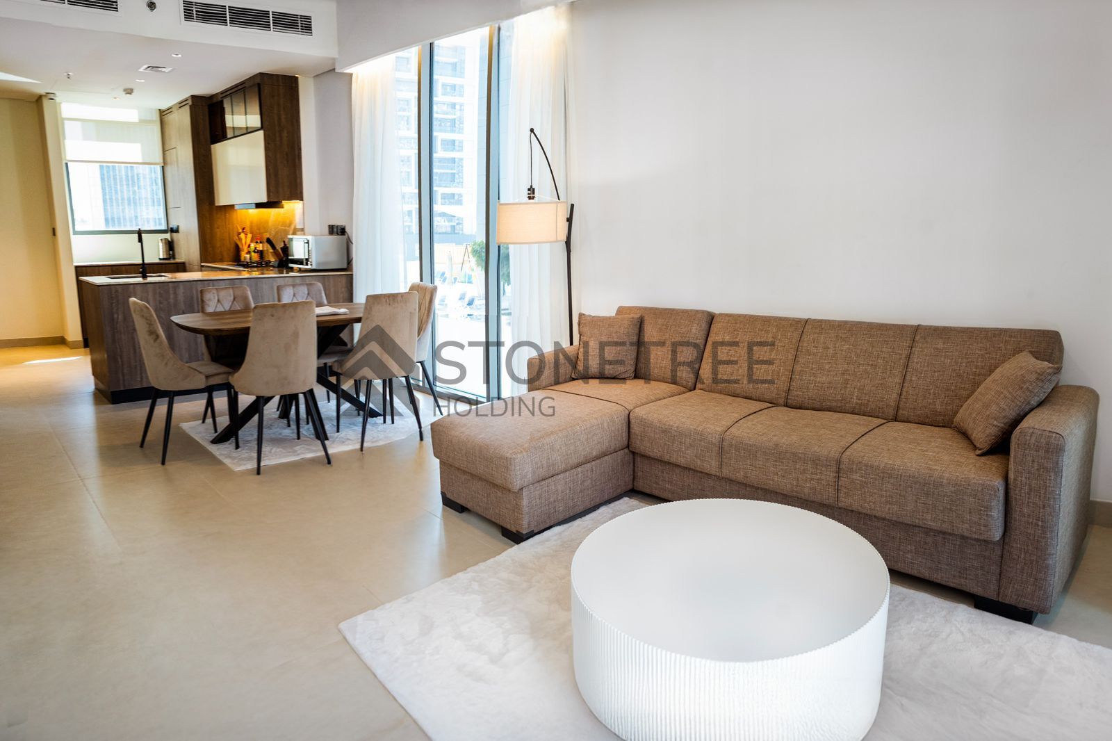 Spacious 2 BR | Fully-furnished | Prime Location