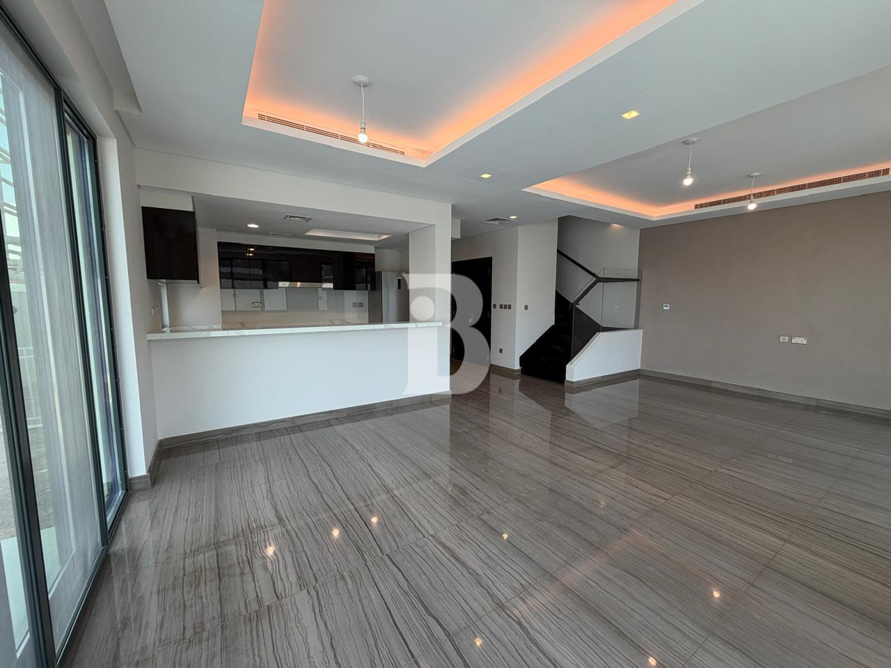 6BR Townhouse | Elite Family Community