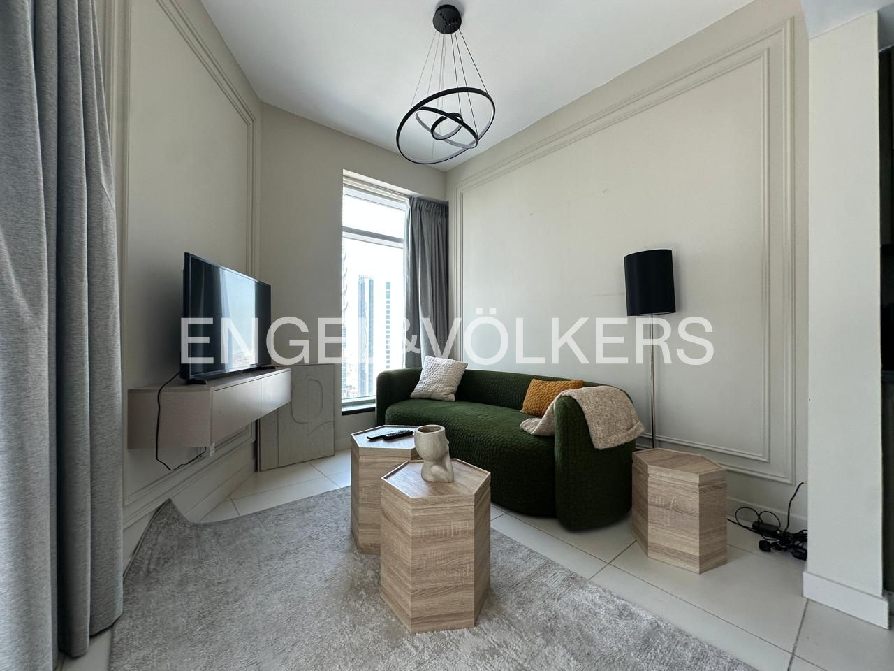 Modern | Furnished | Upgraded