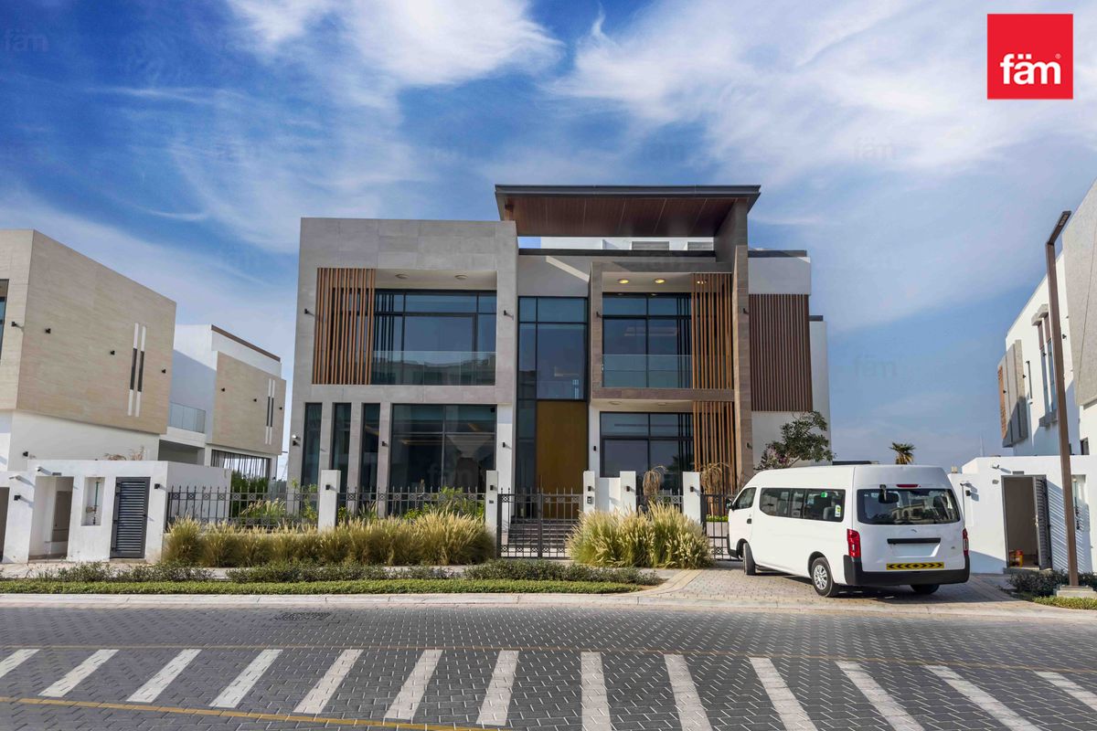 Next to Park | Corner Plot | Burj View | Pool