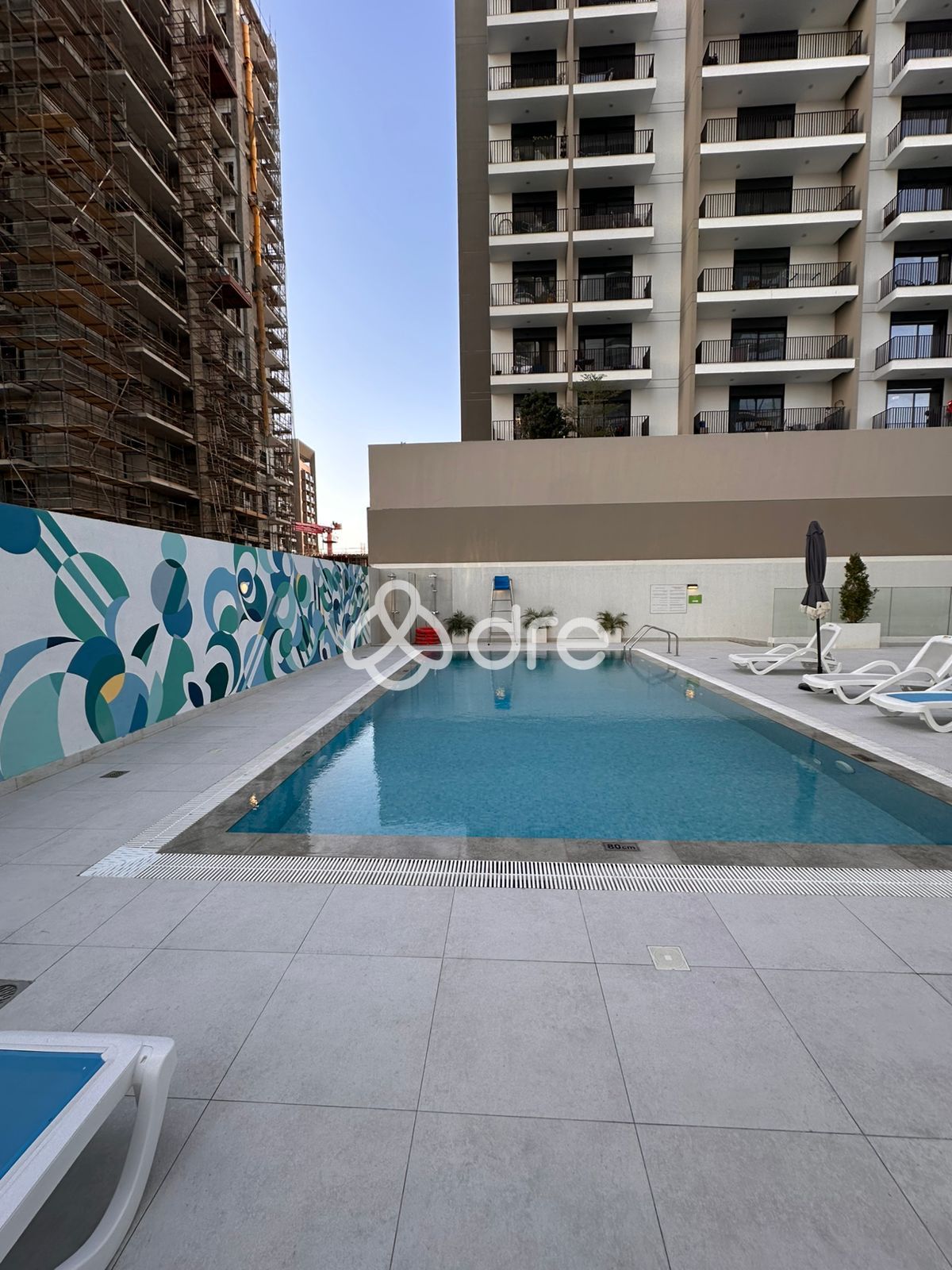 Prime JVC Living | Private Balcony | Contemporary