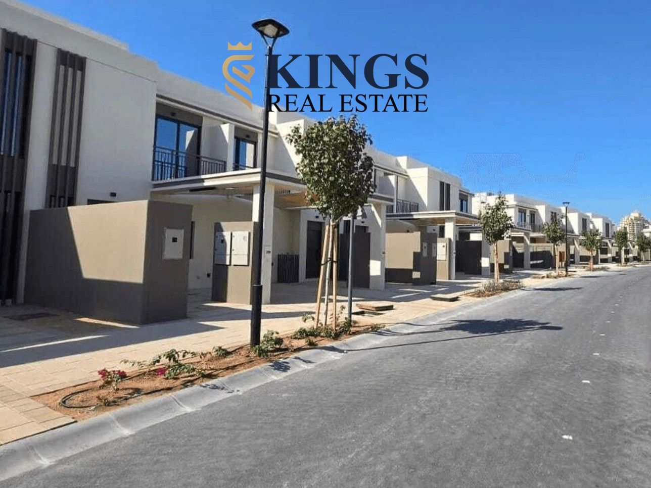 CORNER PLOT | HUGE GARDEN | SPACIOUS| BEACH ACCESS| IMPRESSIVE AMENITIES