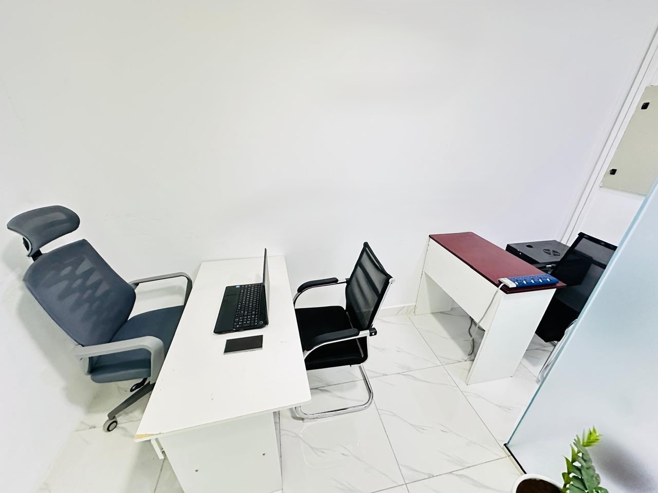 Ready To Move | Direct from Owner | Near to Metro