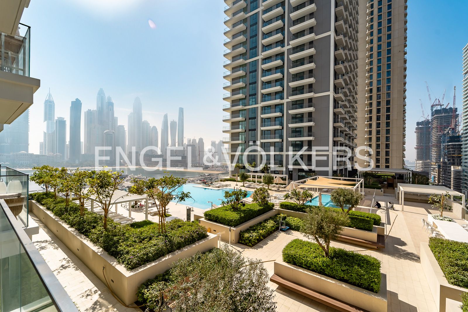 Corner Unit | PHPP | Well Priced