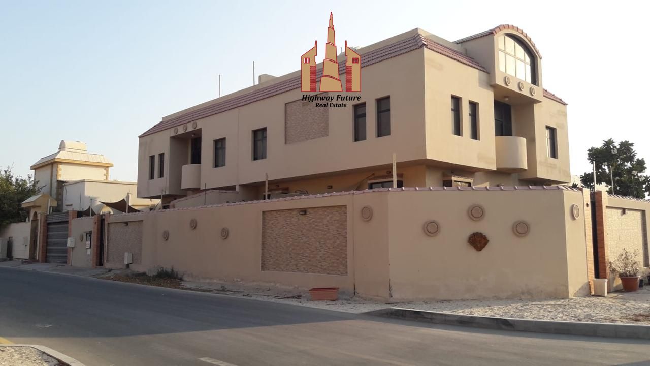 Fully furnished Villa 4 Bedroom Hall Majlis balcony parking i have 100k 110k 120k