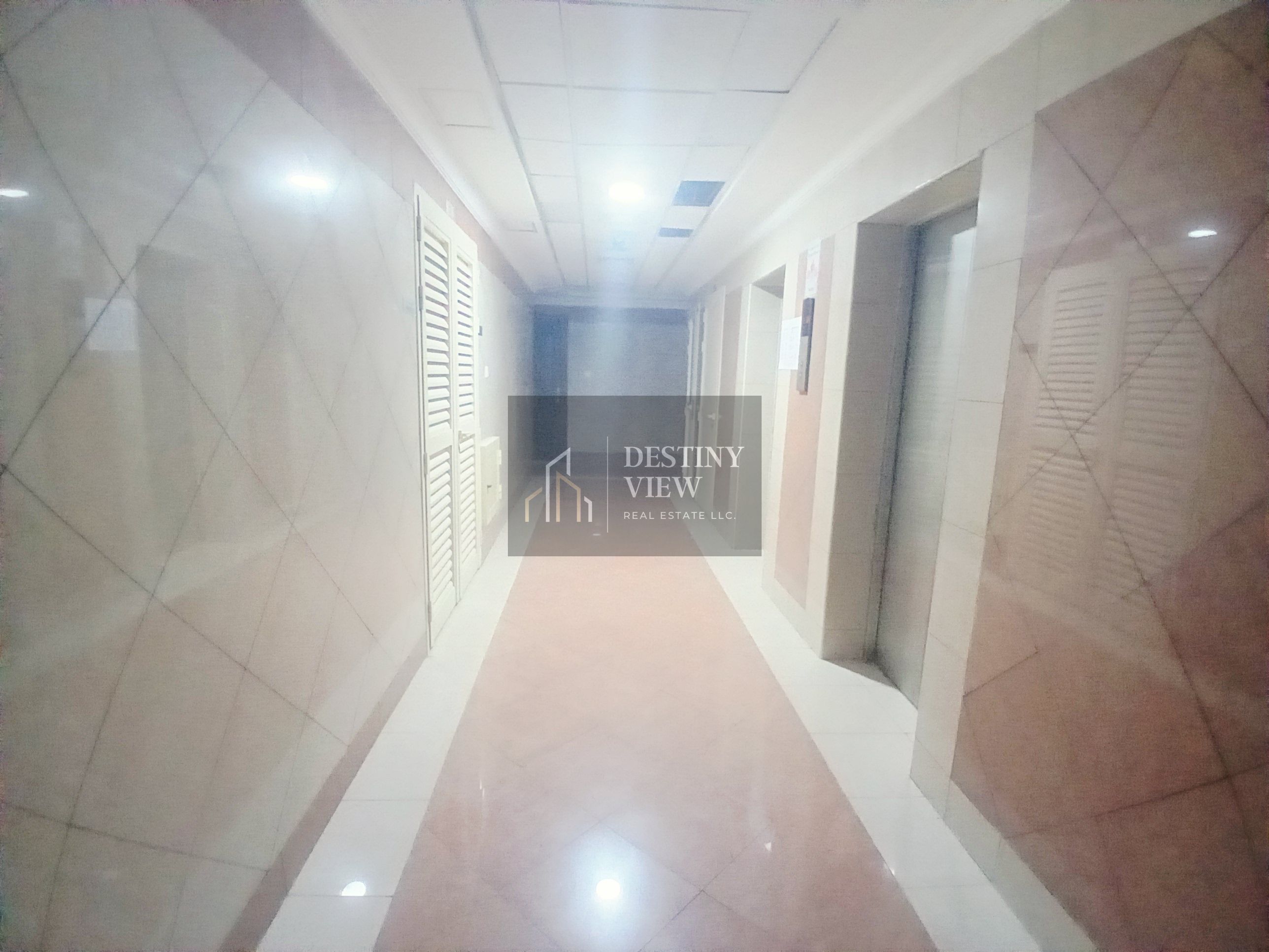 Like brand new lavish 1bhk apartment fully family school aria