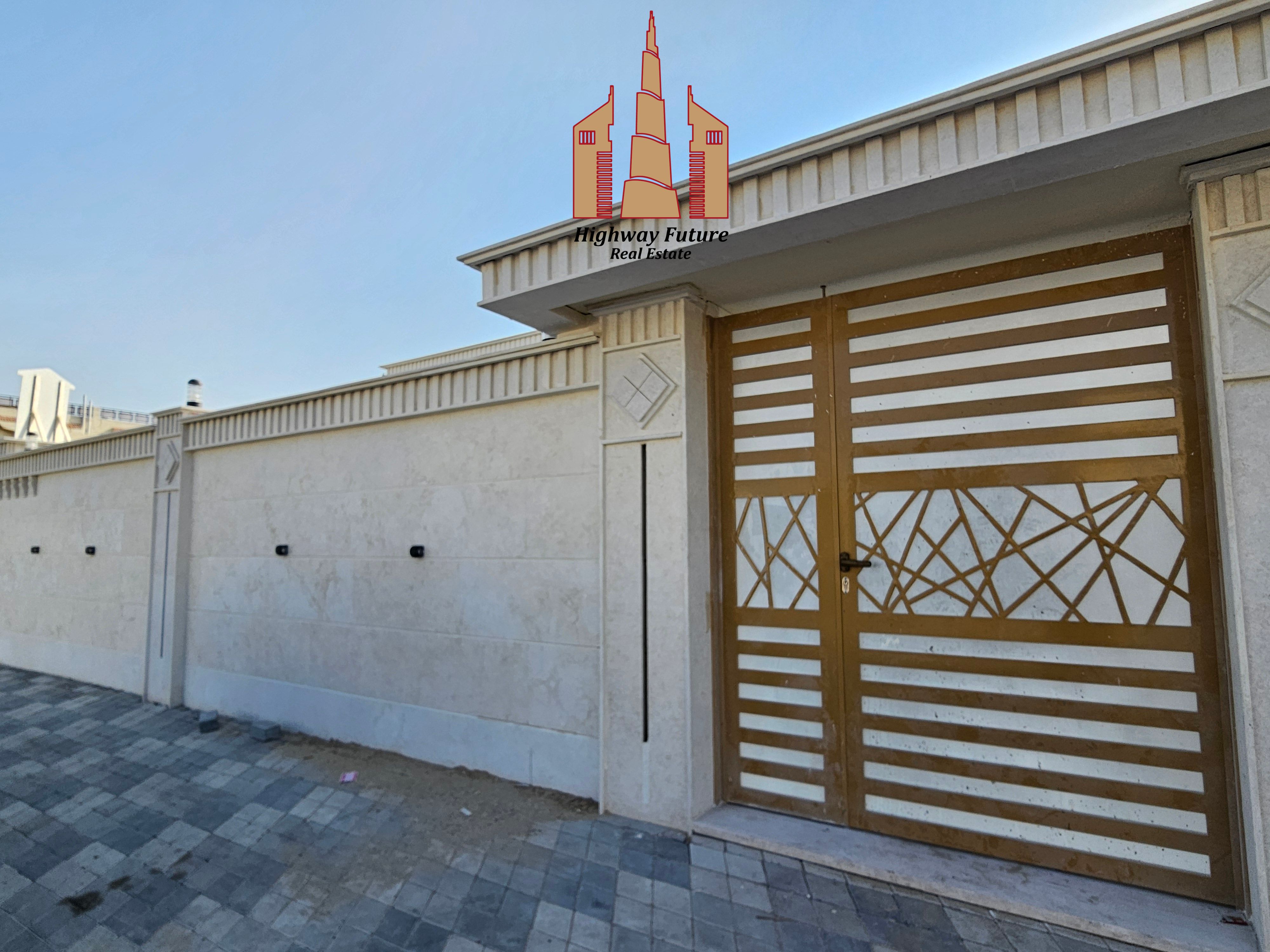 Brand new 3 bhk 2 washroom 1 Master room paeking corner villa 85k