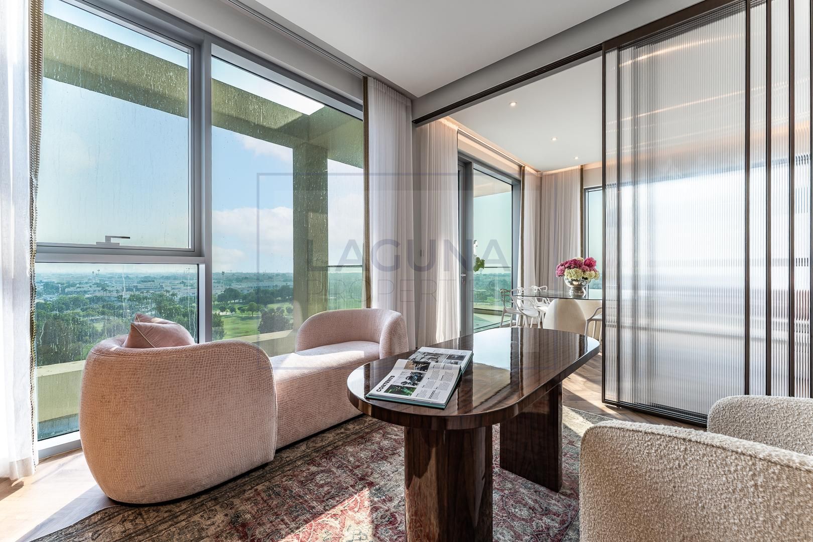 Corner unit | Waterside Location | Rare