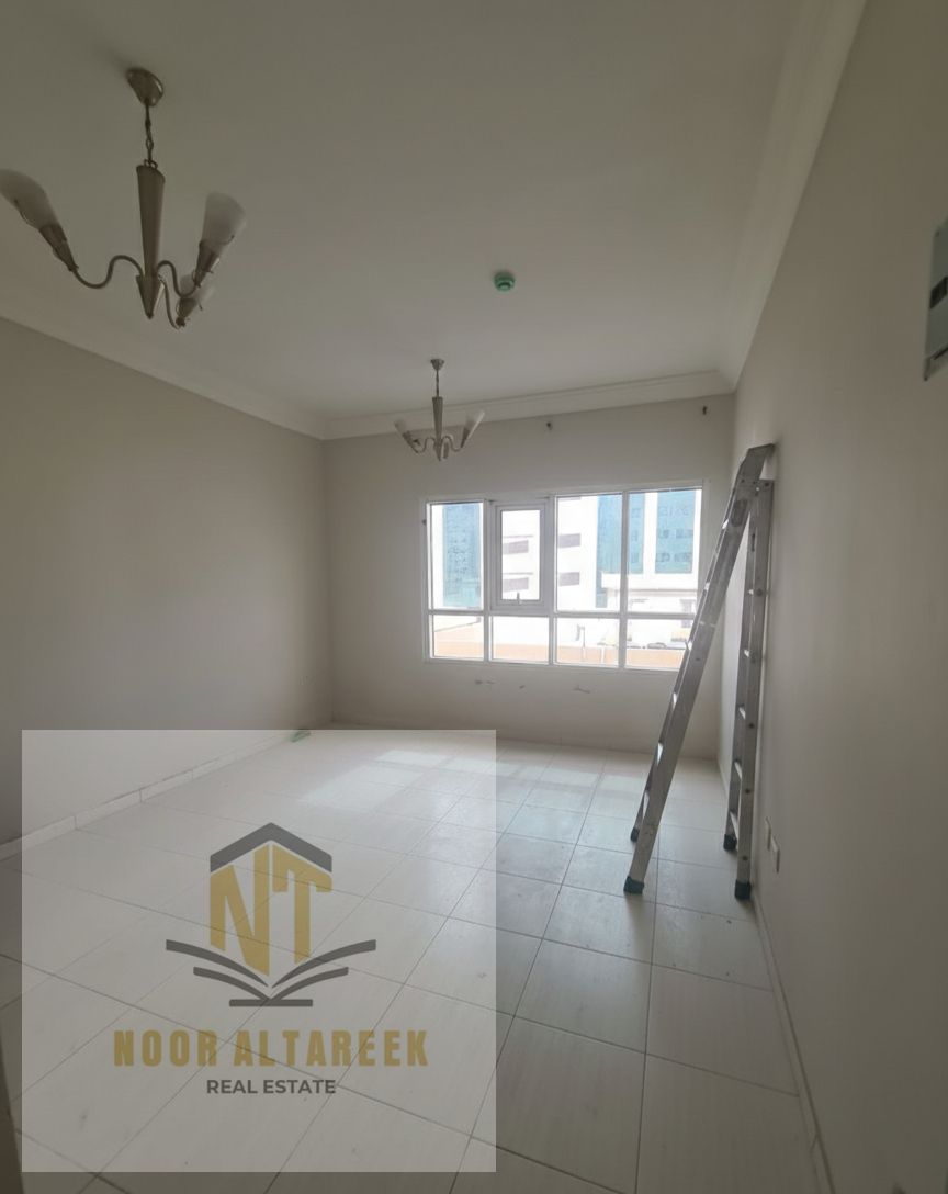 Without commission, Al Majaz apartment has 1 room, a living room, and two bathrooms