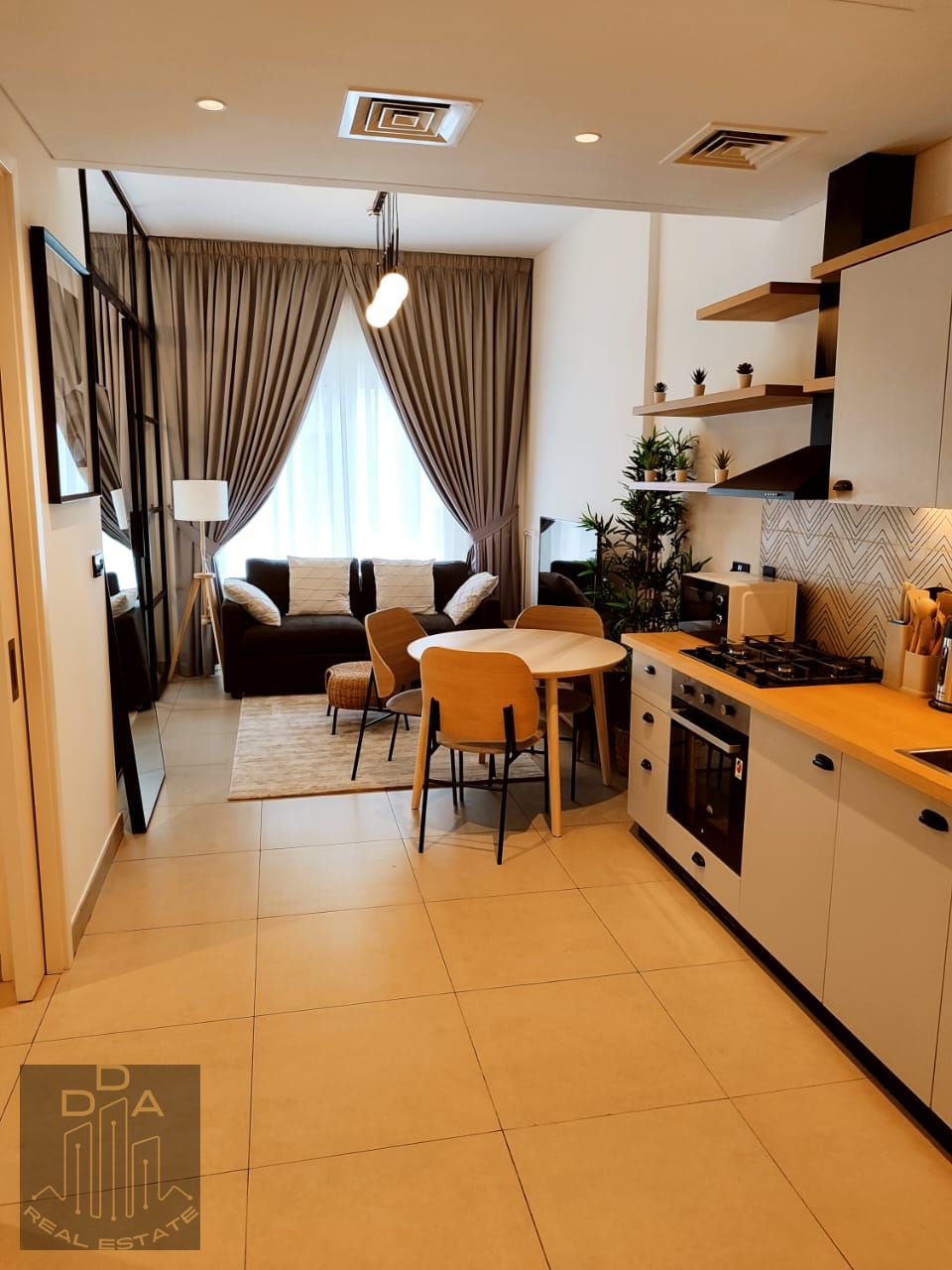 READY | FULLY FURNISHED AND EQUIPPED | PRIME LOCATION