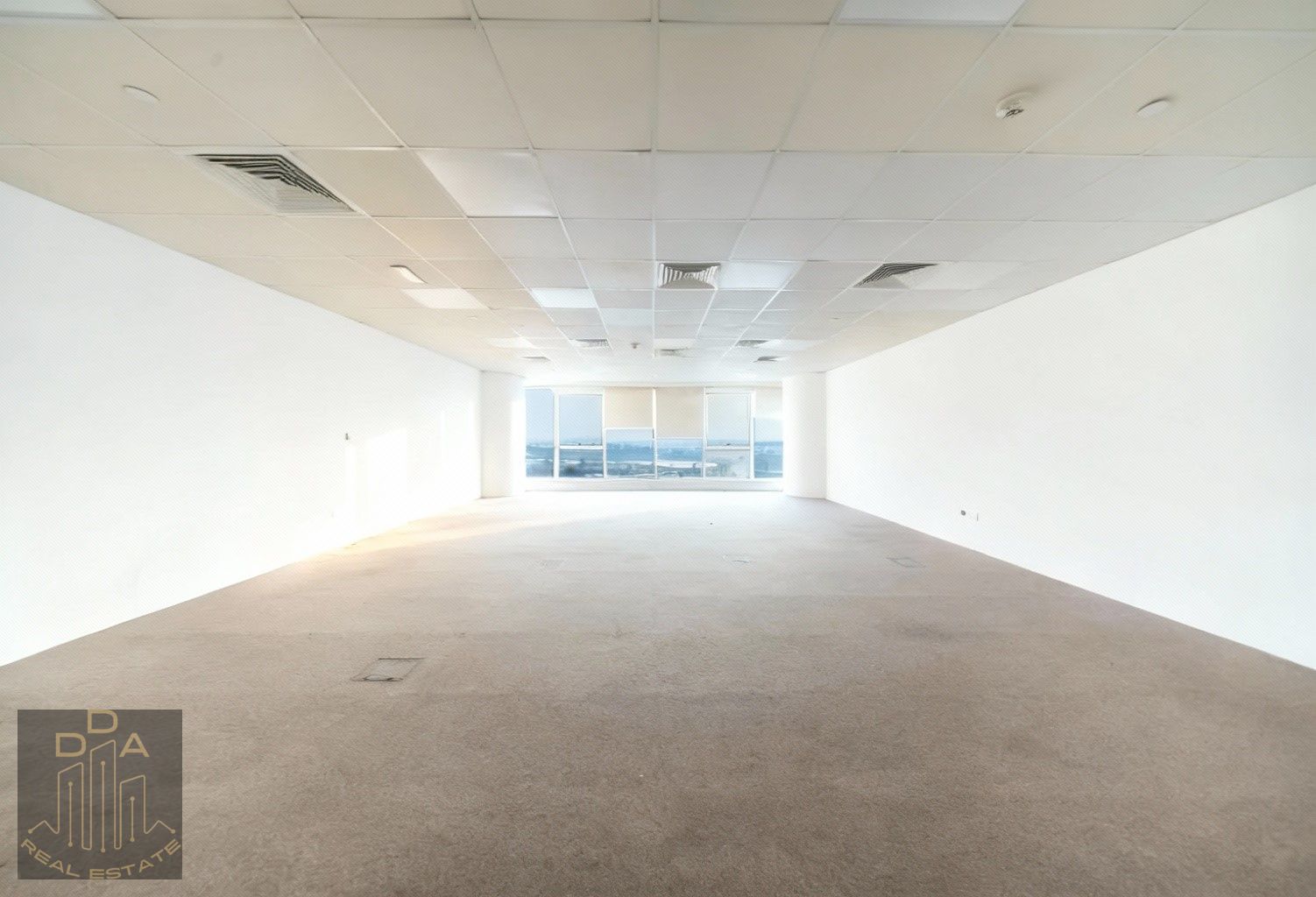 PROFESSIONAL OFFICE | FOR RENT | 4 CHEQUES