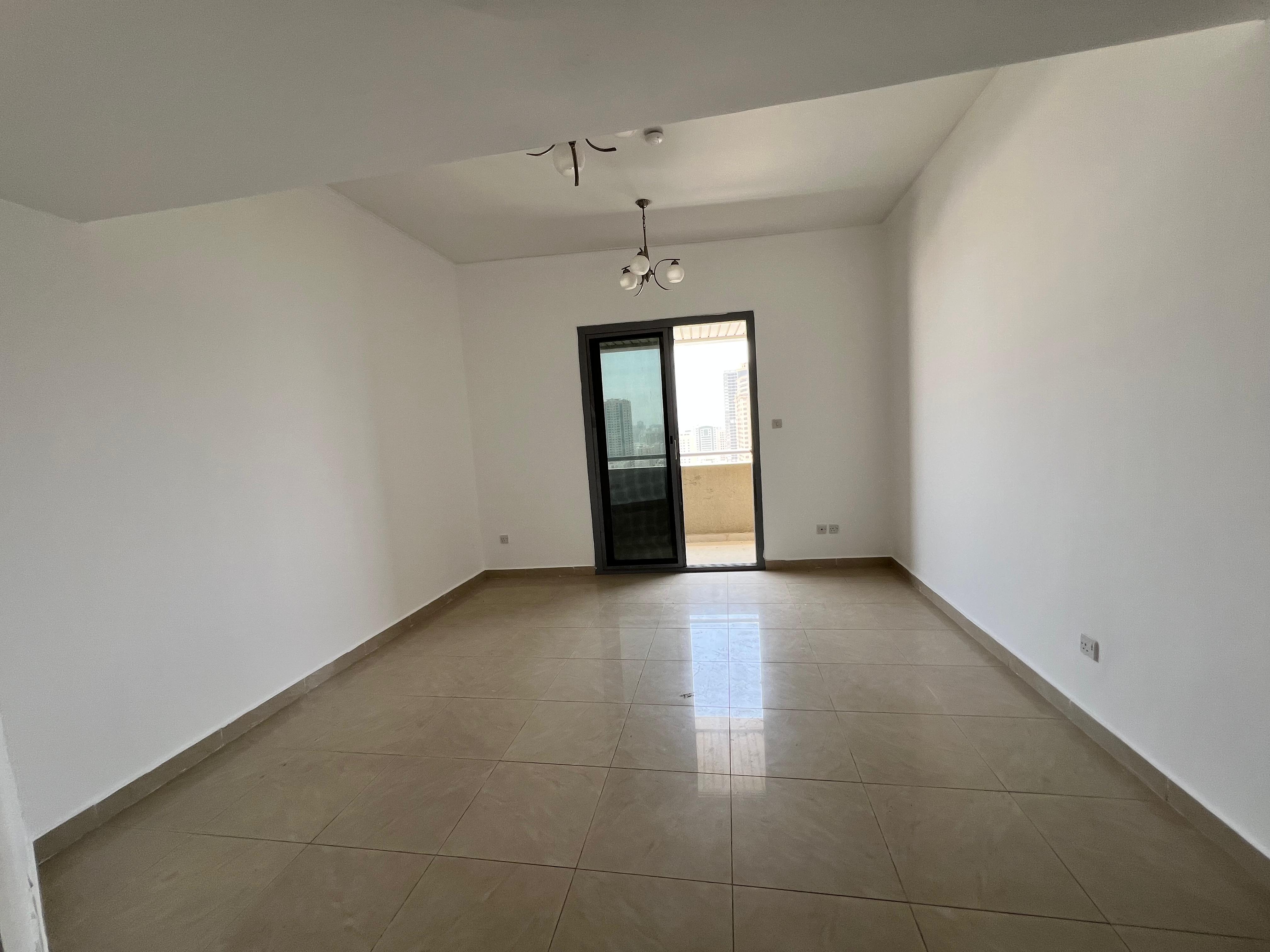 Apartment 2 with balcony and parking