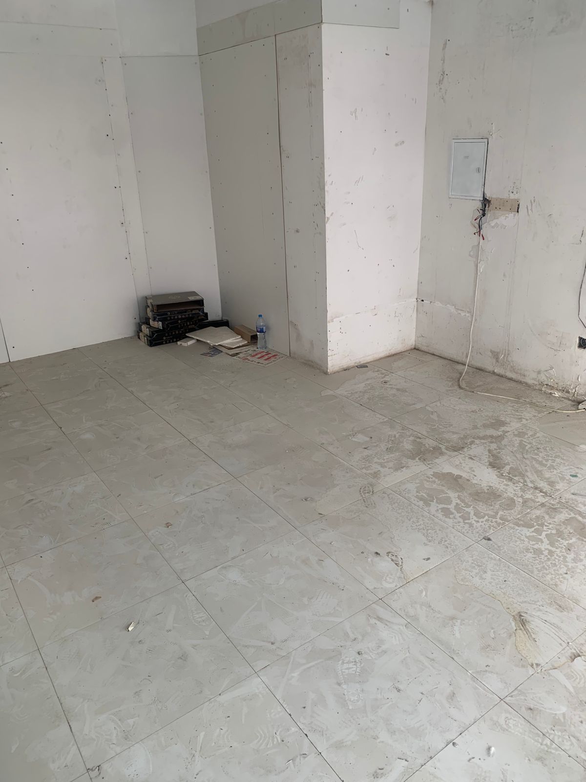 Shop for rent in Al Shuwaiheen AED 35000 yearly 4 payments 2000 cheque deposit prime location