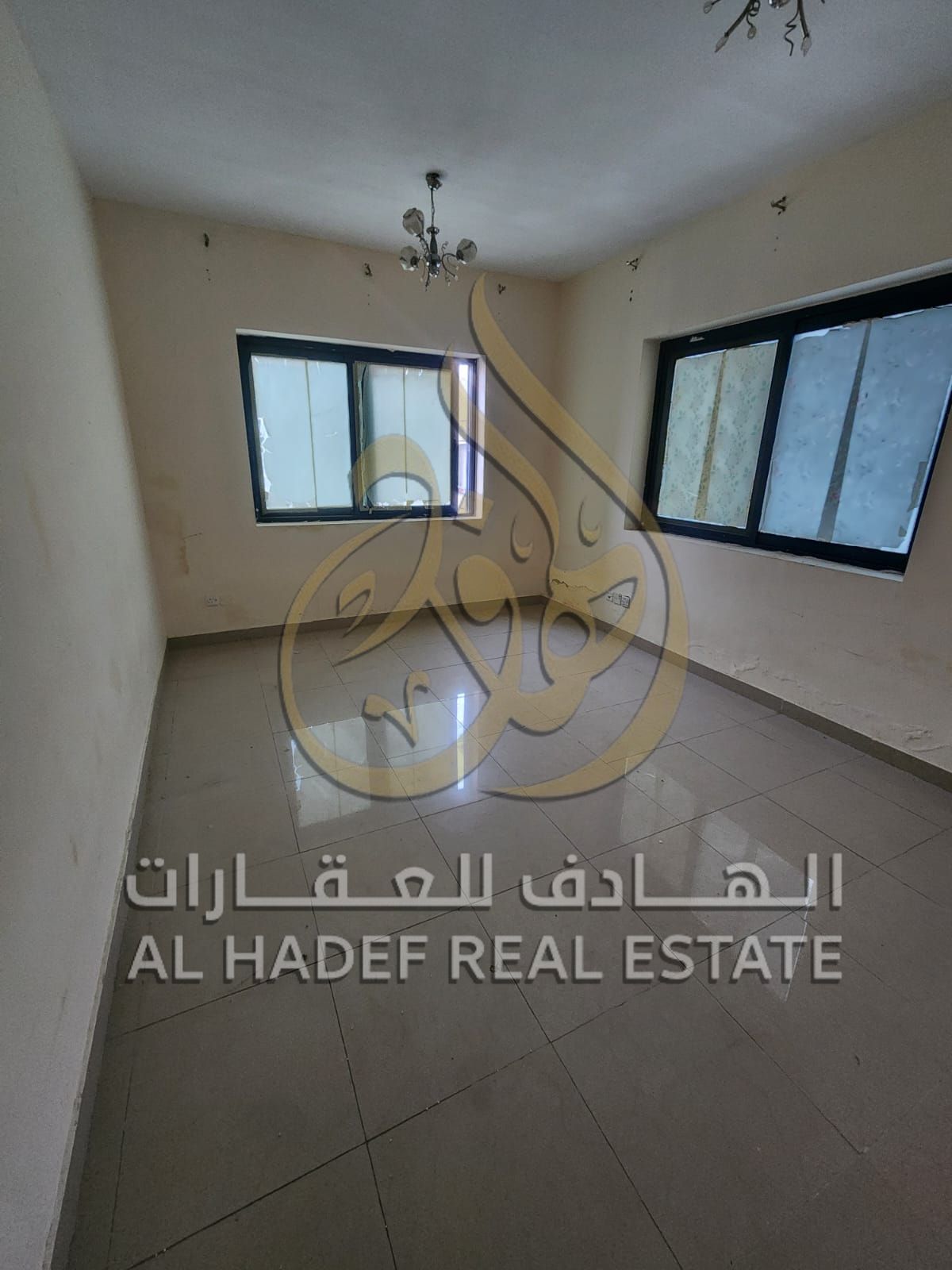 One-bedroom apartment with central air conditioning and a practical layout in Al Butinah