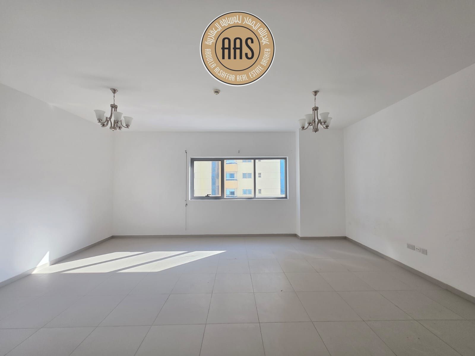 Very Huge Size 2Bhk With Full Facilities Prime Location