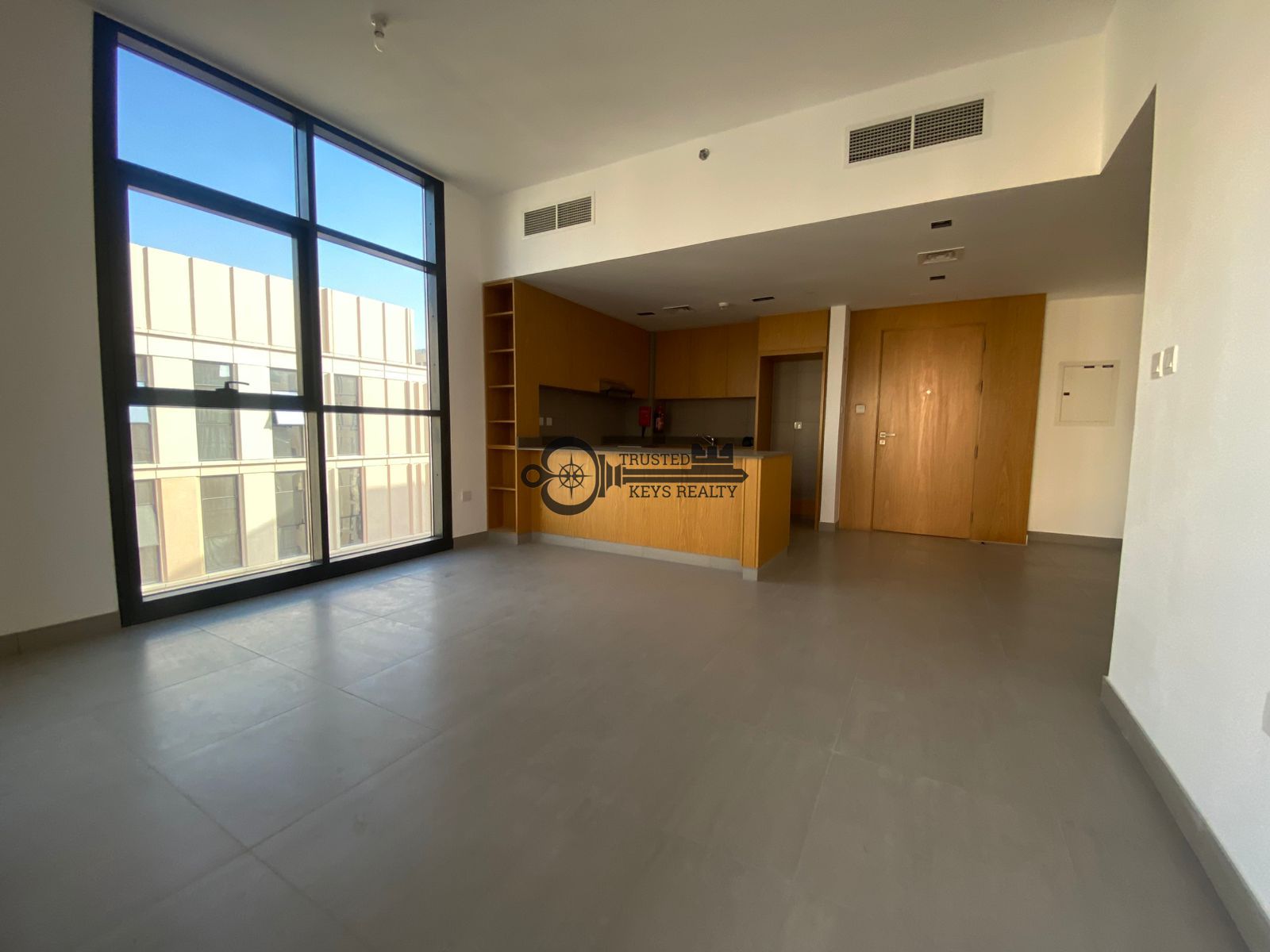 Luxury and spacious 1BR || Brand new apartment || Available for rent