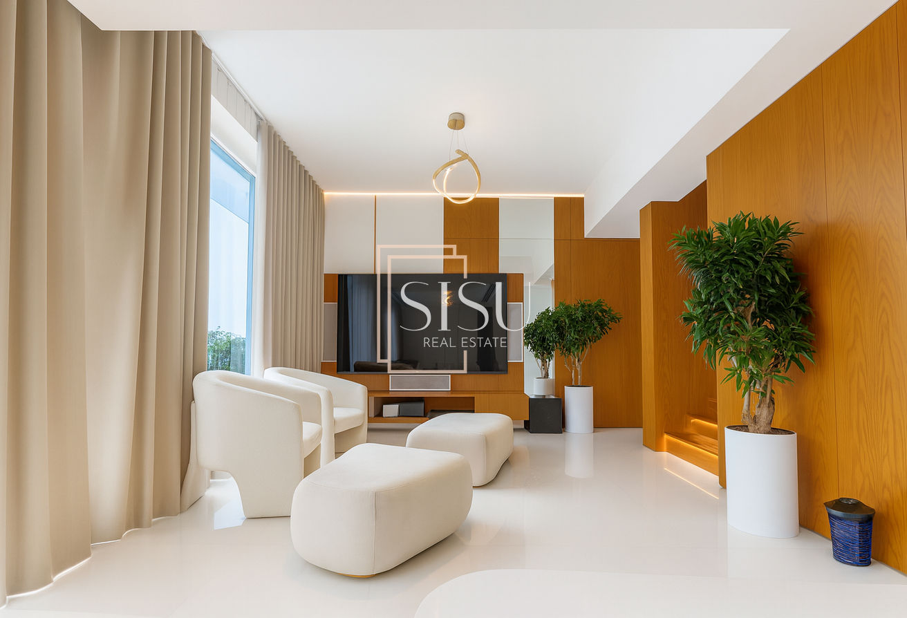 Fully Upgraded Customized Elegant Style Villa