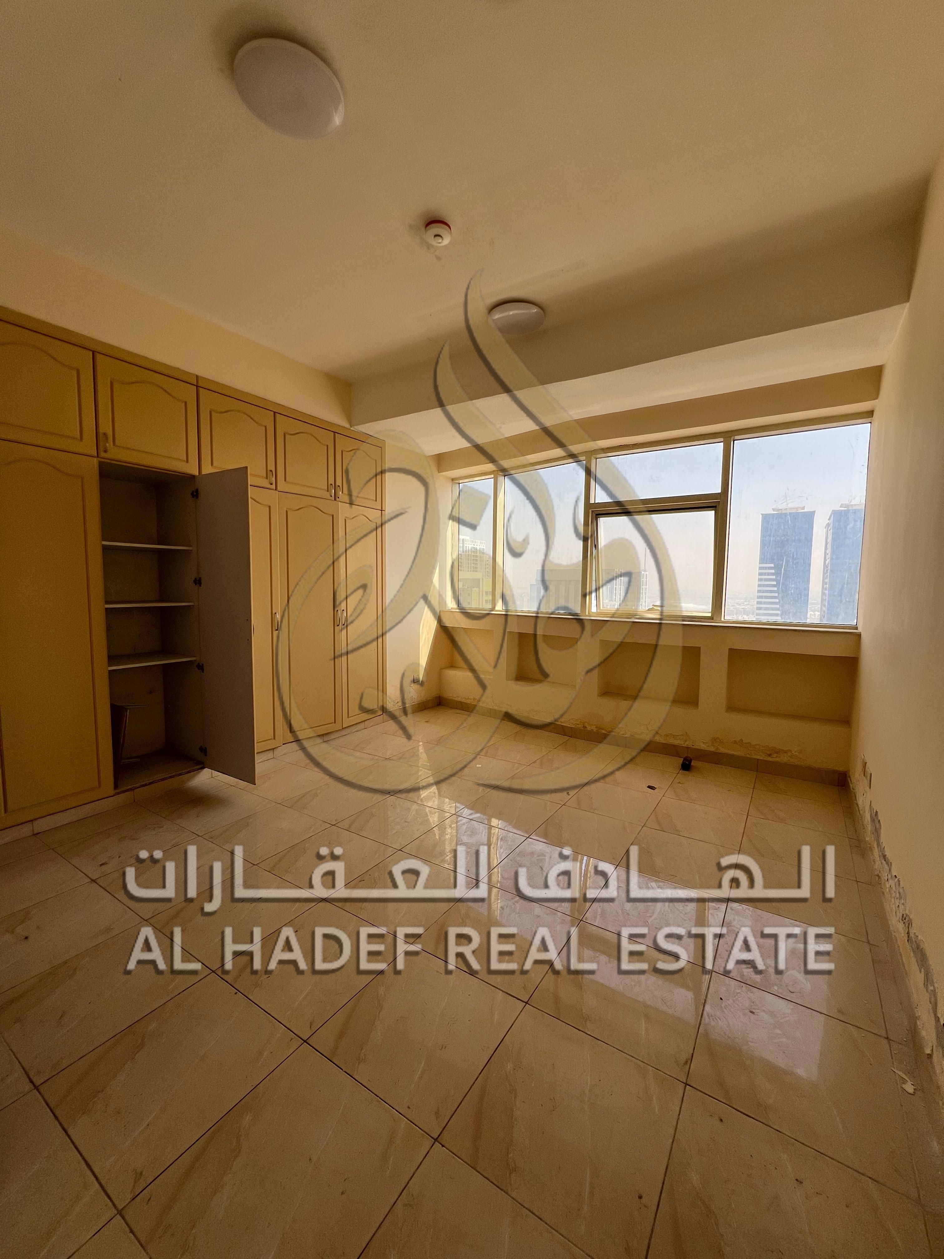 Built-in wardrobes || Spacious areas || Direct Dubai entrance || Family accommodation