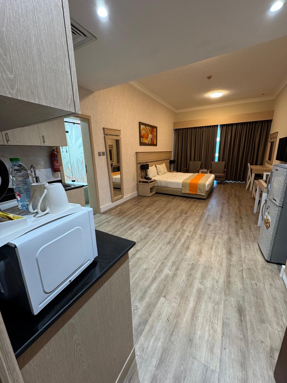 Real Pictures !!Fully Furnished Studio With Kitchen Free Bills.
